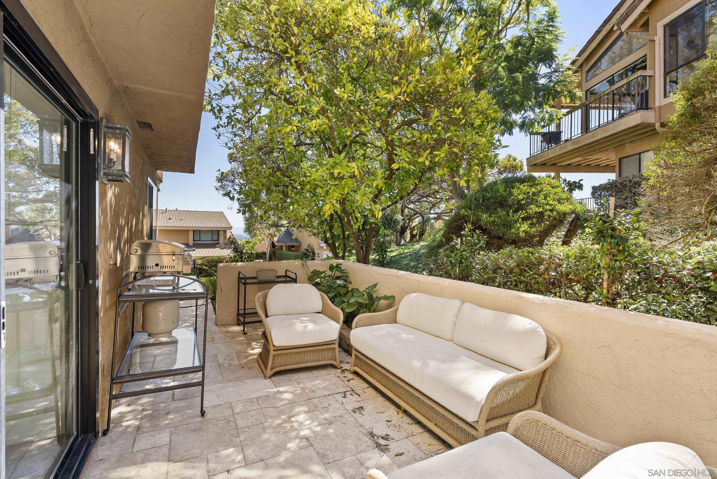 Detail Gallery Image 32 of 42 For 6489  Caminito Catalan, La Jolla,  CA 92037 - 3 Beds | 2/1 Baths