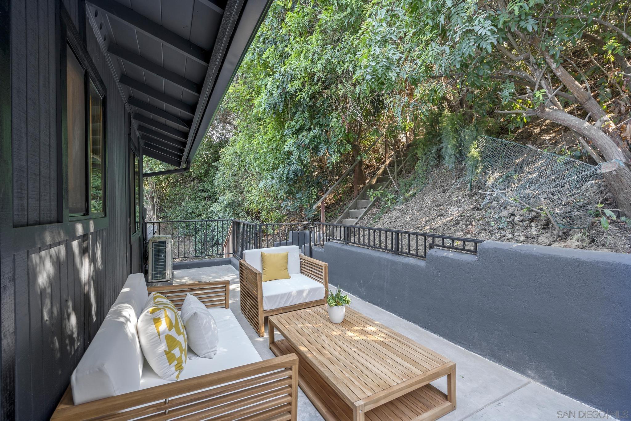 Detail Gallery Image 29 of 33 For 1733  Nautilus Street, La Jolla,  CA 92037 - 2 Beds | 2 Baths