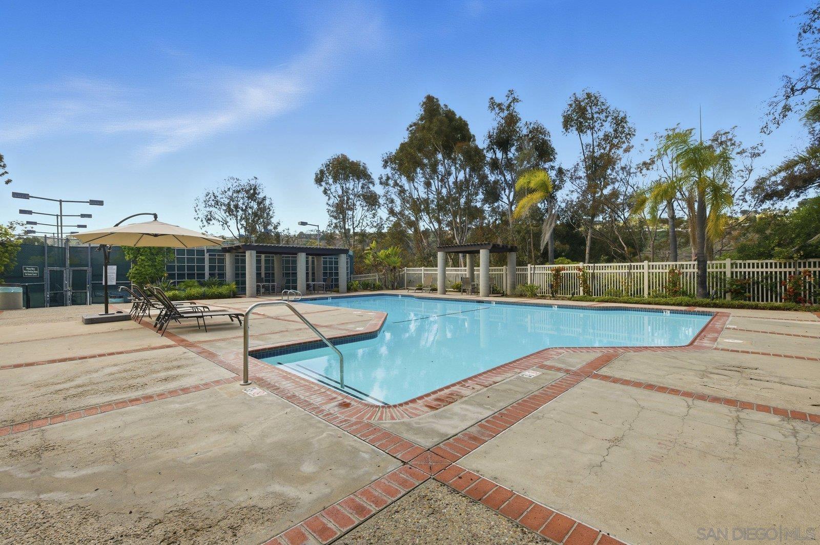 Detail Gallery Image 31 of 43 For 2742  Ariane Drive  #153,  San Diego,  CA 92117 - 2 Beds | 2/1 Baths