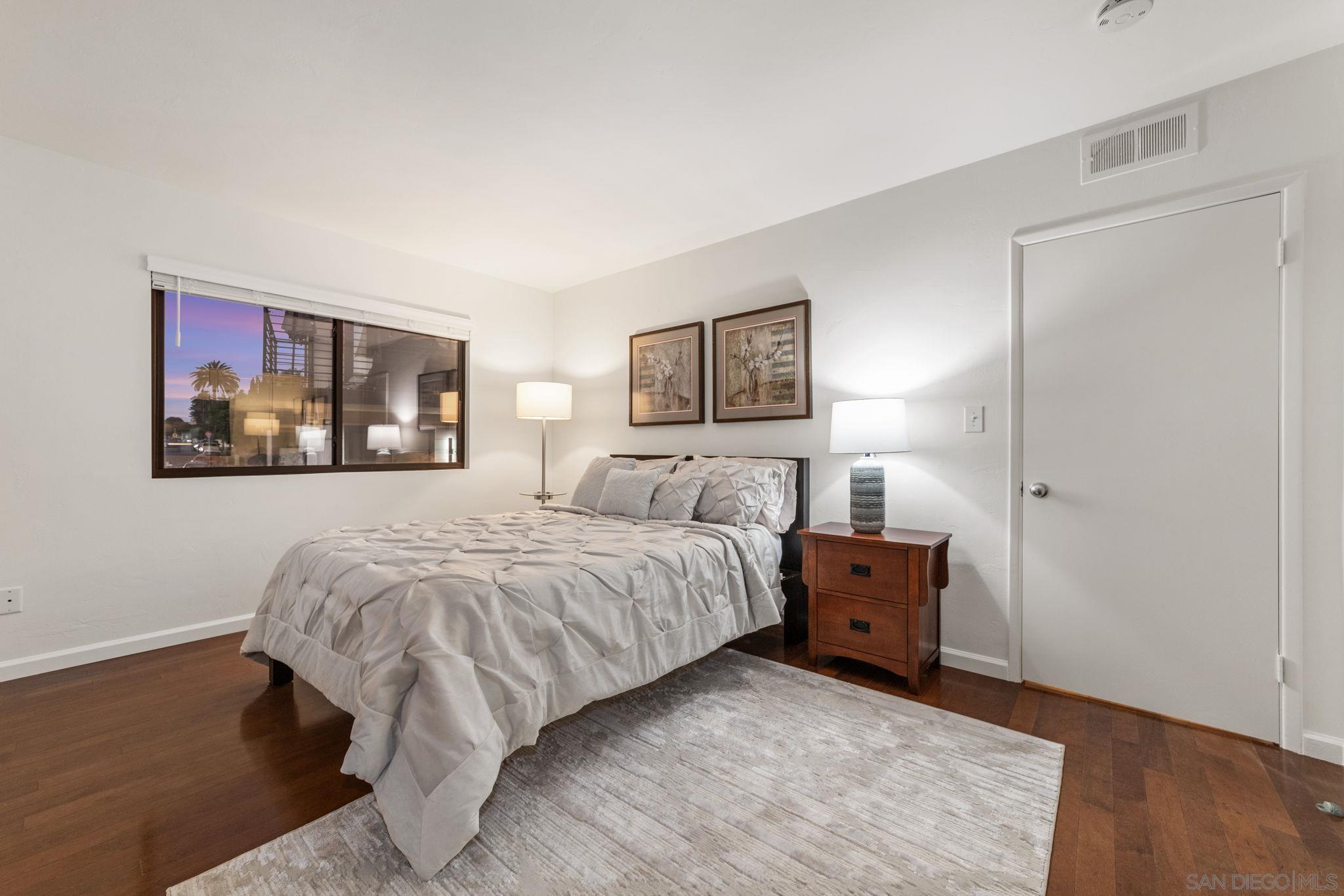 Detail Gallery Image 11 of 22 For 307  Prospect St, La Jolla,  CA 92037 - 2 Beds | 2 Baths