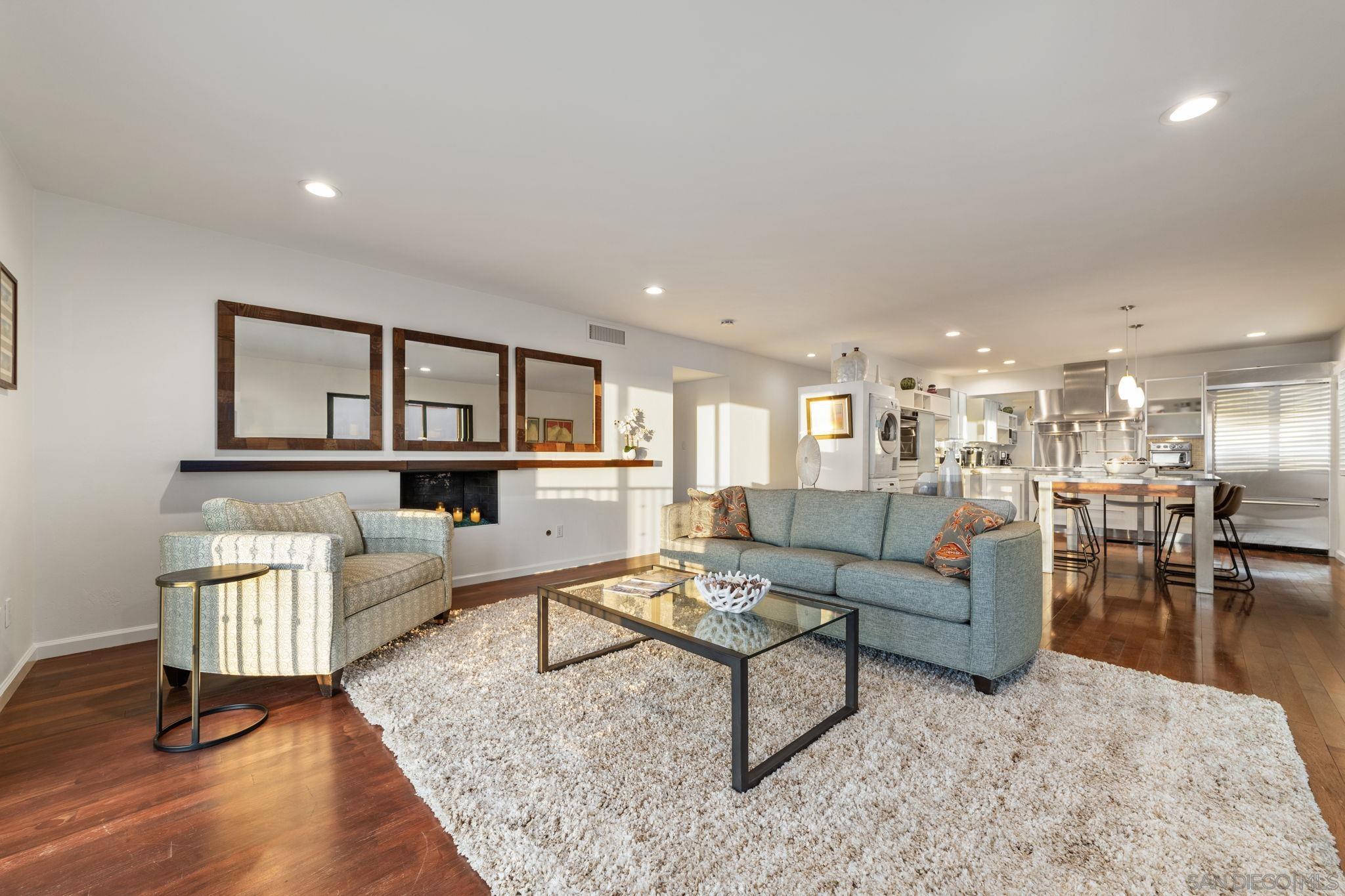 Detail Gallery Image 6 of 22 For 307  Prospect St, La Jolla,  CA 92037 - 2 Beds | 2 Baths