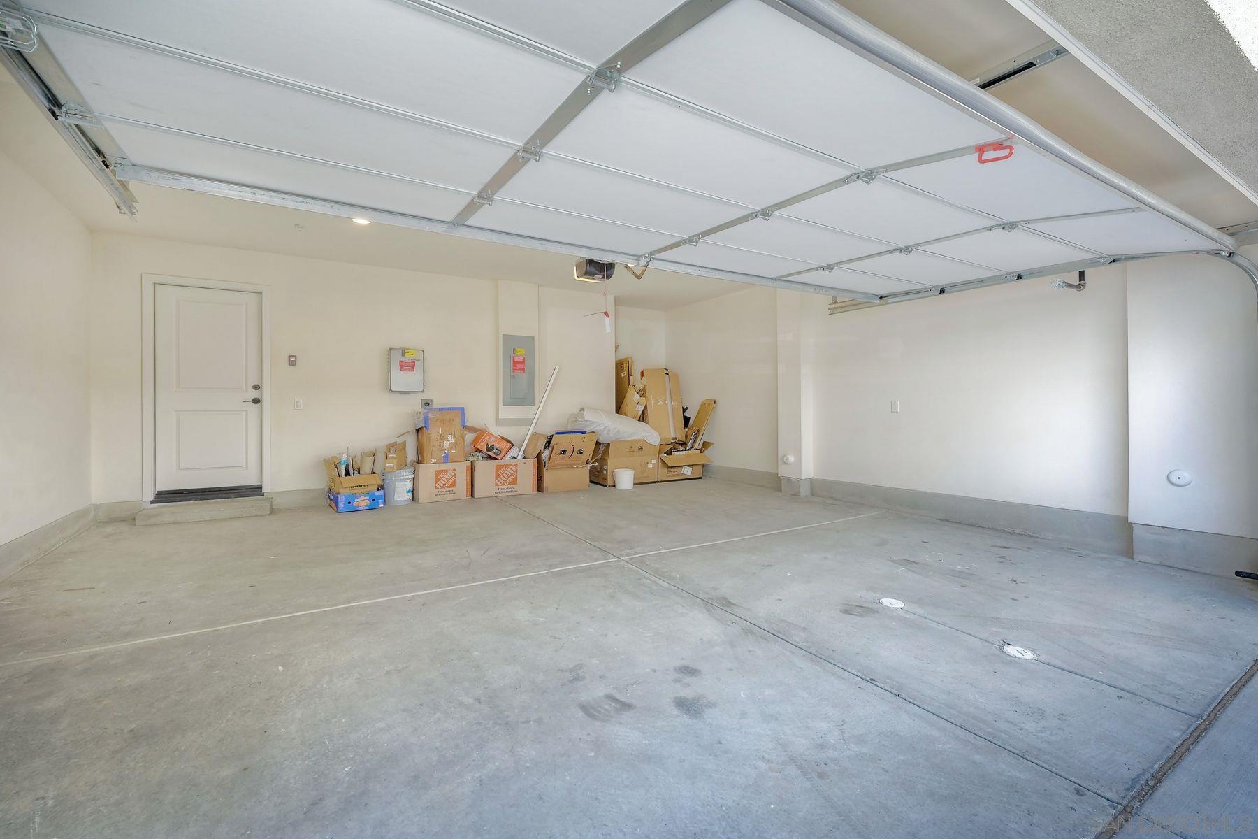 Detail Gallery Image 8 of 10 For 2301  Acara Cir  1-2, San Diego,  CA 92154 - 2 Beds | 1 Baths