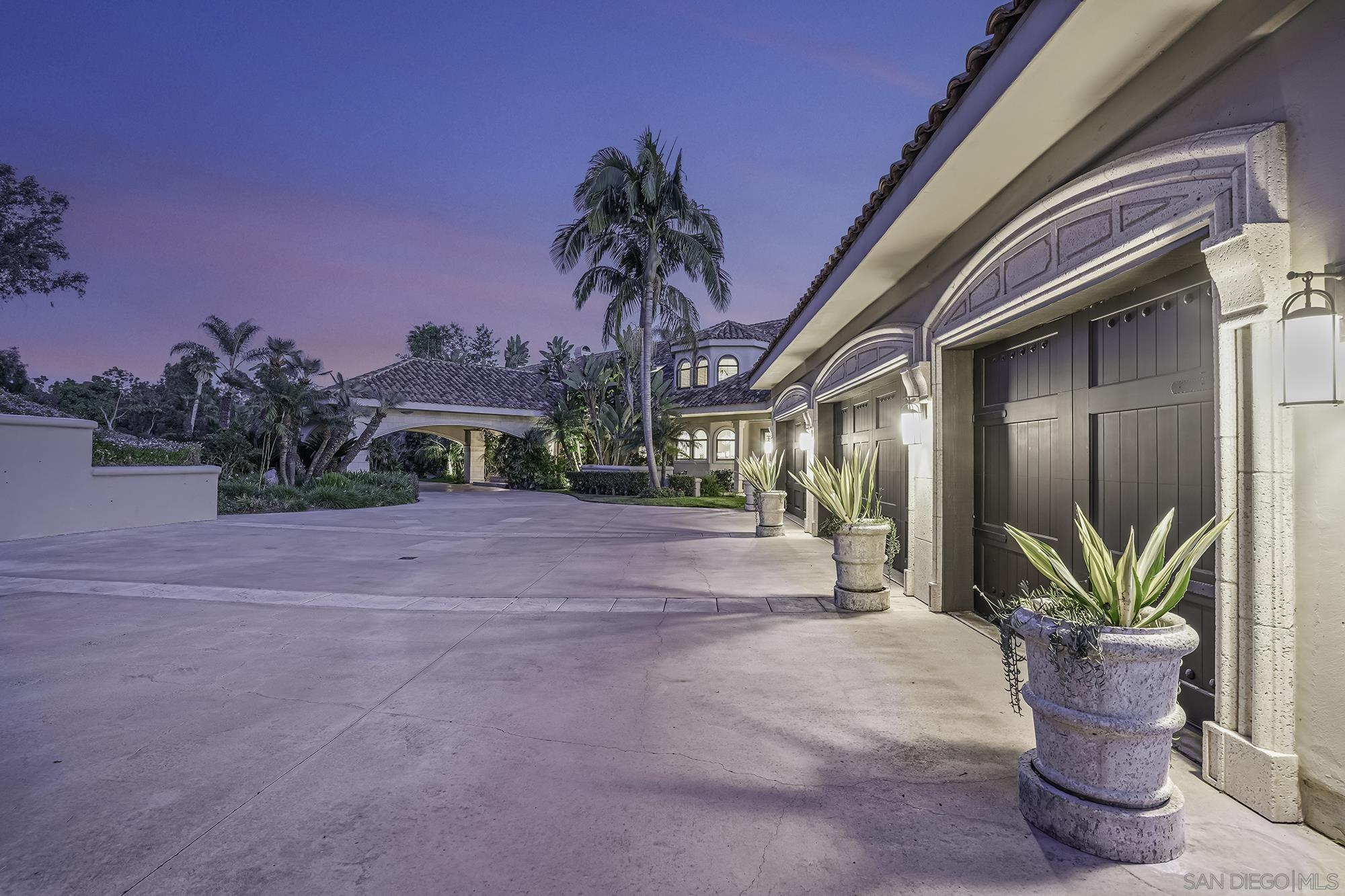 Detail Gallery Image 23 of 68 For 5305  La Crescenta, Rancho Santa Fe,  CA 92067 - 8 Beds | 7/2 Baths