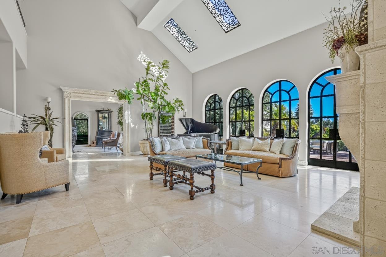 Detail Gallery Image 33 of 68 For 5305  La Crescenta, Rancho Santa Fe,  CA 92067 - 8 Beds | 7/2 Baths