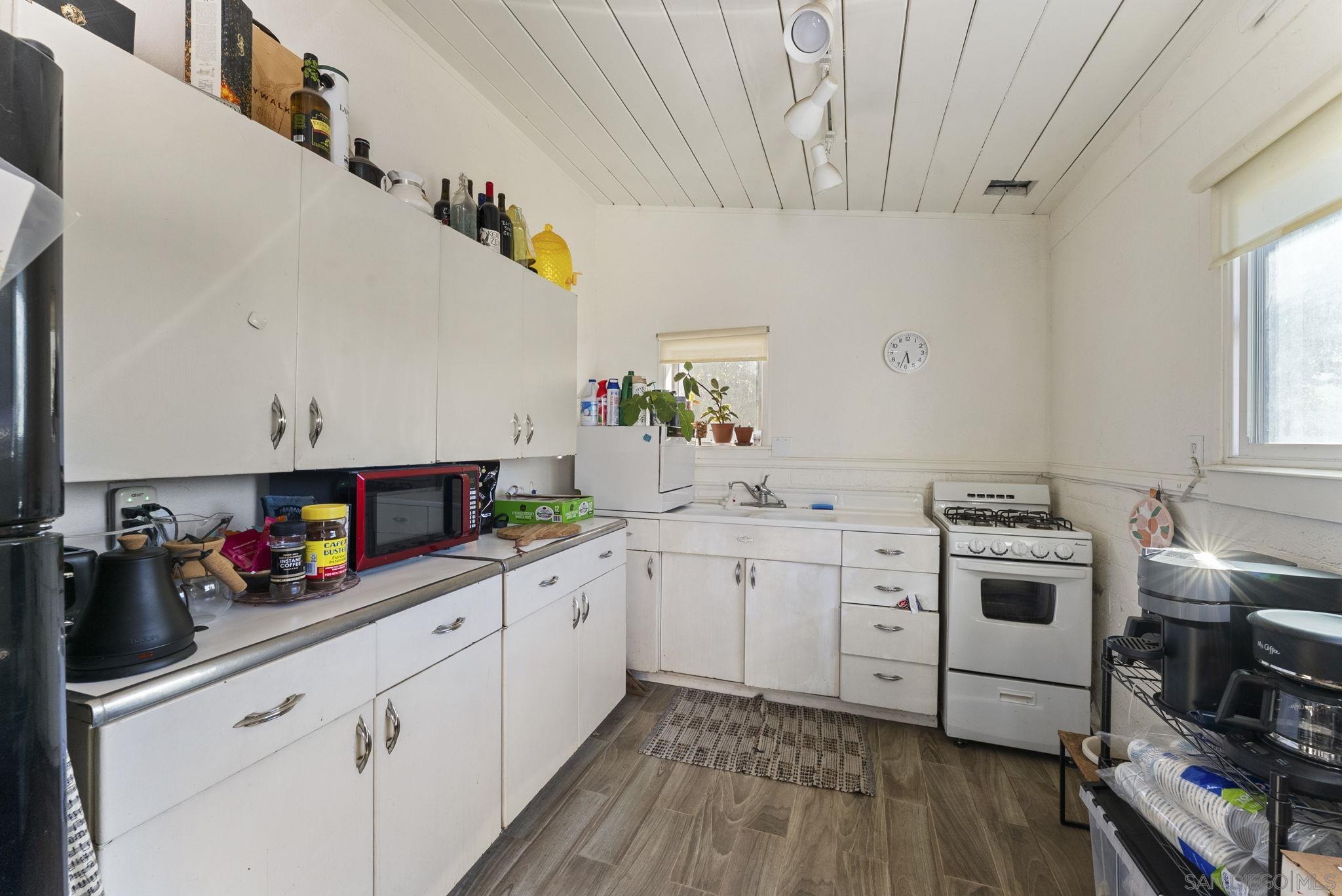 Detail Gallery Image 11 of 29 For 4416-18  34th St, San Diego,  CA 92116 - – Beds | – Baths