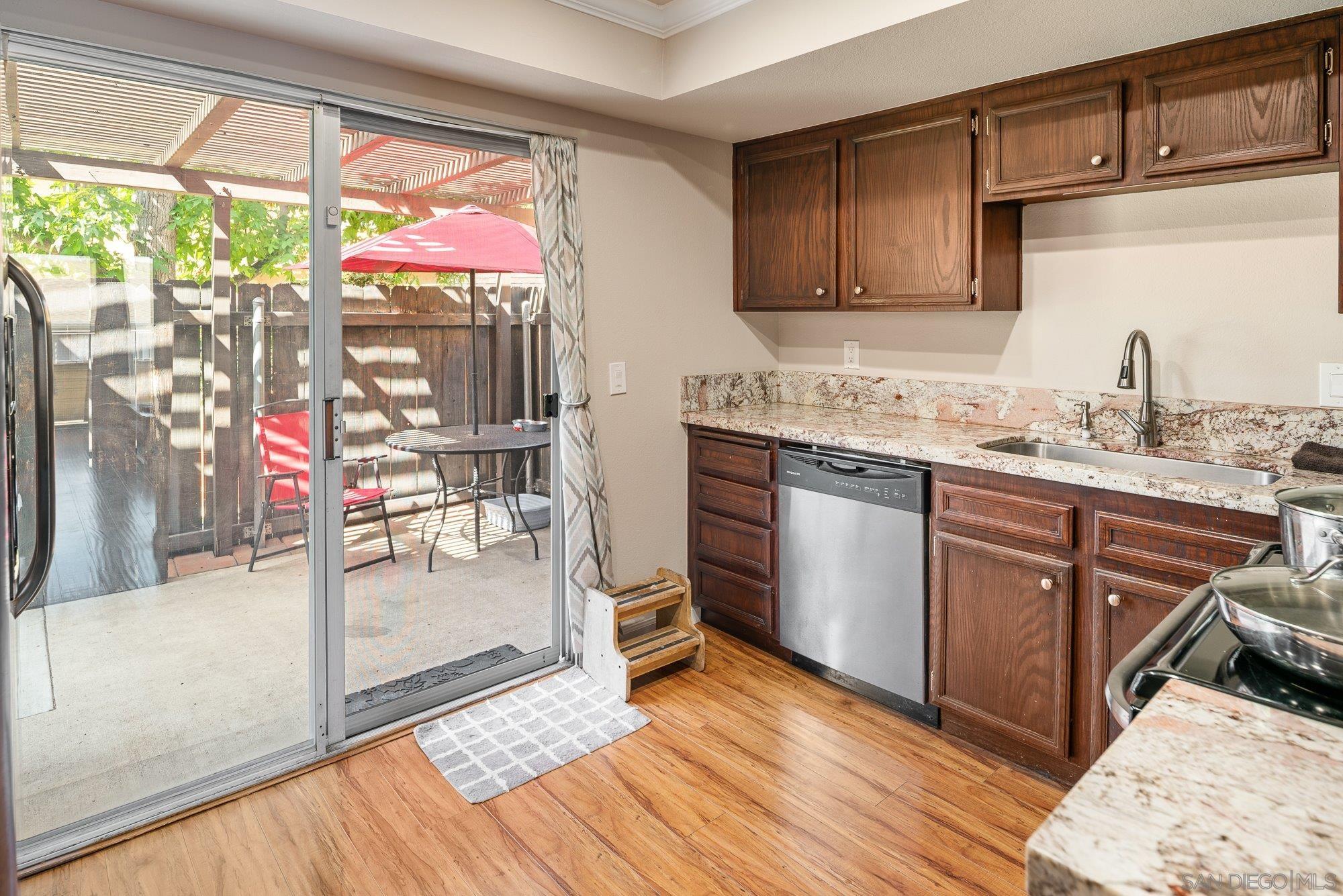 Detail Gallery Image 10 of 38 For 1673  Stone Edge Cir, El Cajon,  CA 92021 - 2 Beds | 1/1 Baths