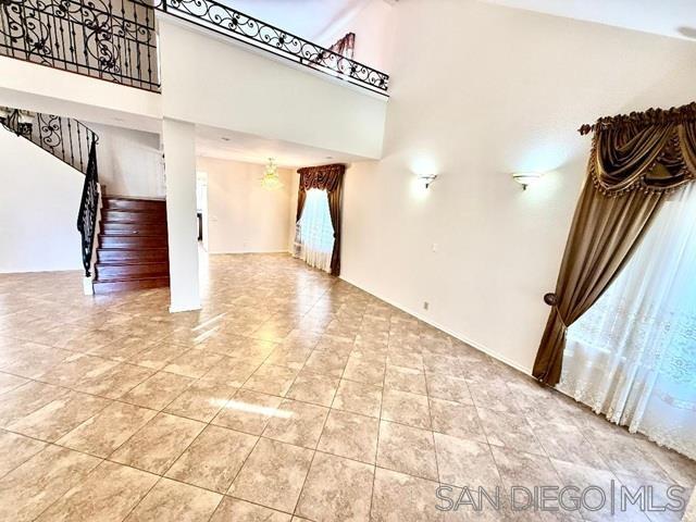 Detail Gallery Image 11 of 12 For 13061  Trail Dust Ave, San Diego,  CA 92129 - 4 Beds | 2/1 Baths