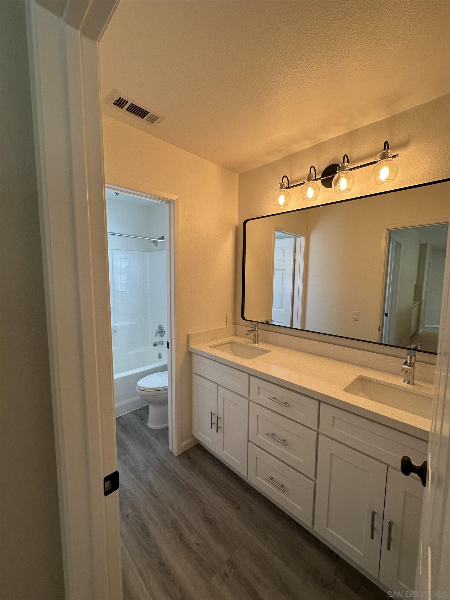 Detail Gallery Image 35 of 55 For 41195  Sea Island Court, Temecula,  CA 92591 - 4 Beds | 2/1 Baths