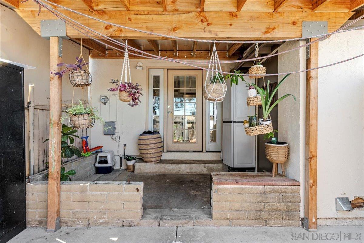 Detail Gallery Image 24 of 25 For 2127  Berry St, Lemon Grove,  CA 91945 - 2 Beds | 1 Baths