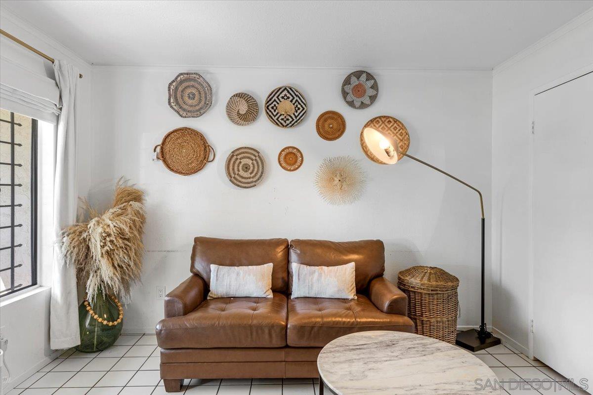 Detail Gallery Image 8 of 25 For 2127  Berry St, Lemon Grove,  CA 91945 - 2 Beds | 1 Baths