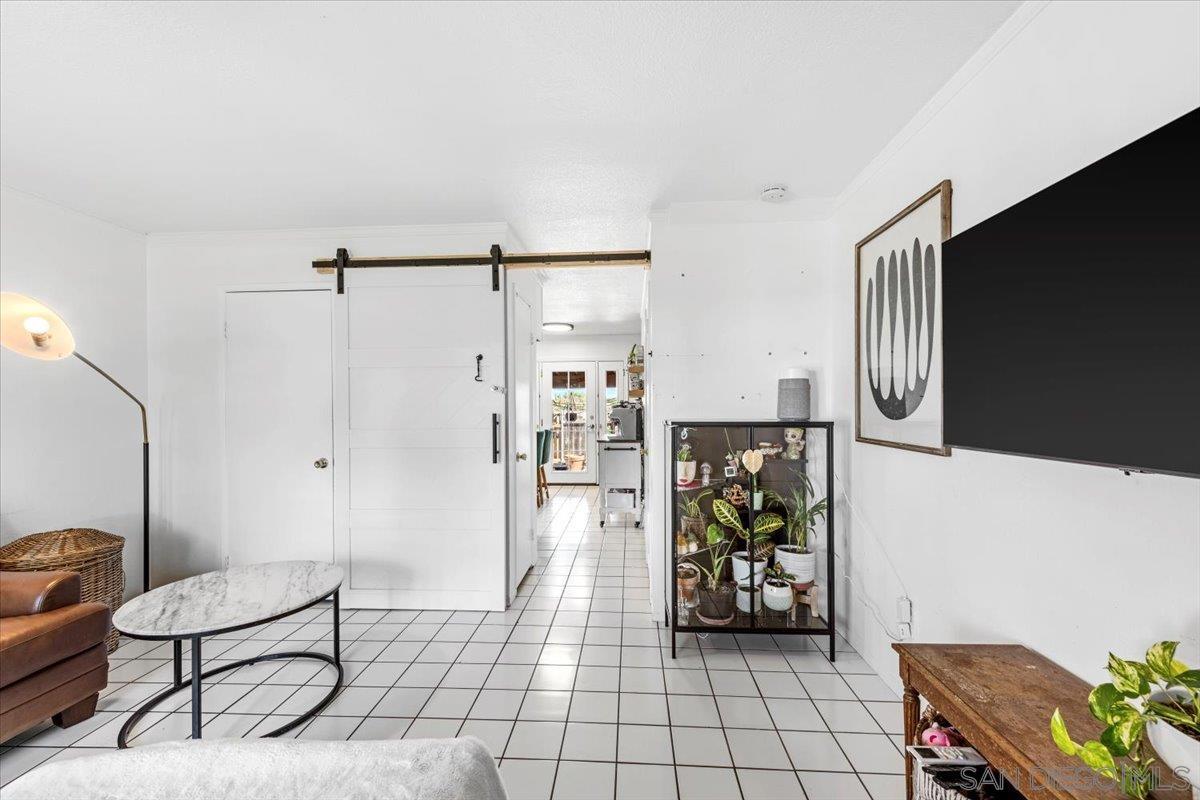 Detail Gallery Image 9 of 25 For 2127  Berry St, Lemon Grove,  CA 91945 - 2 Beds | 1 Baths