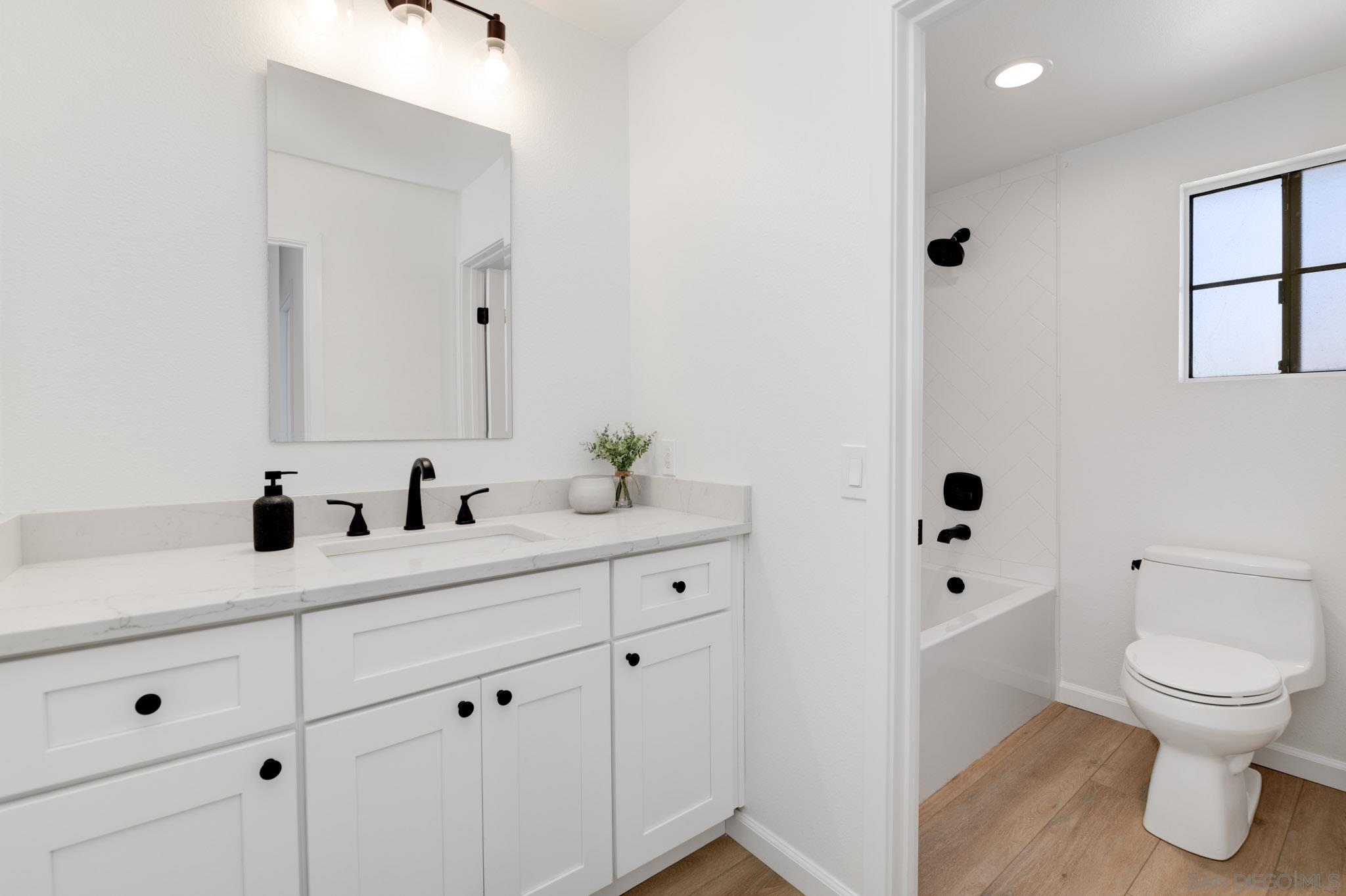 Detail Gallery Image 20 of 22 For 721  Summersong Ln, Encinitas,  CA 92024 - 3 Beds | 2/1 Baths