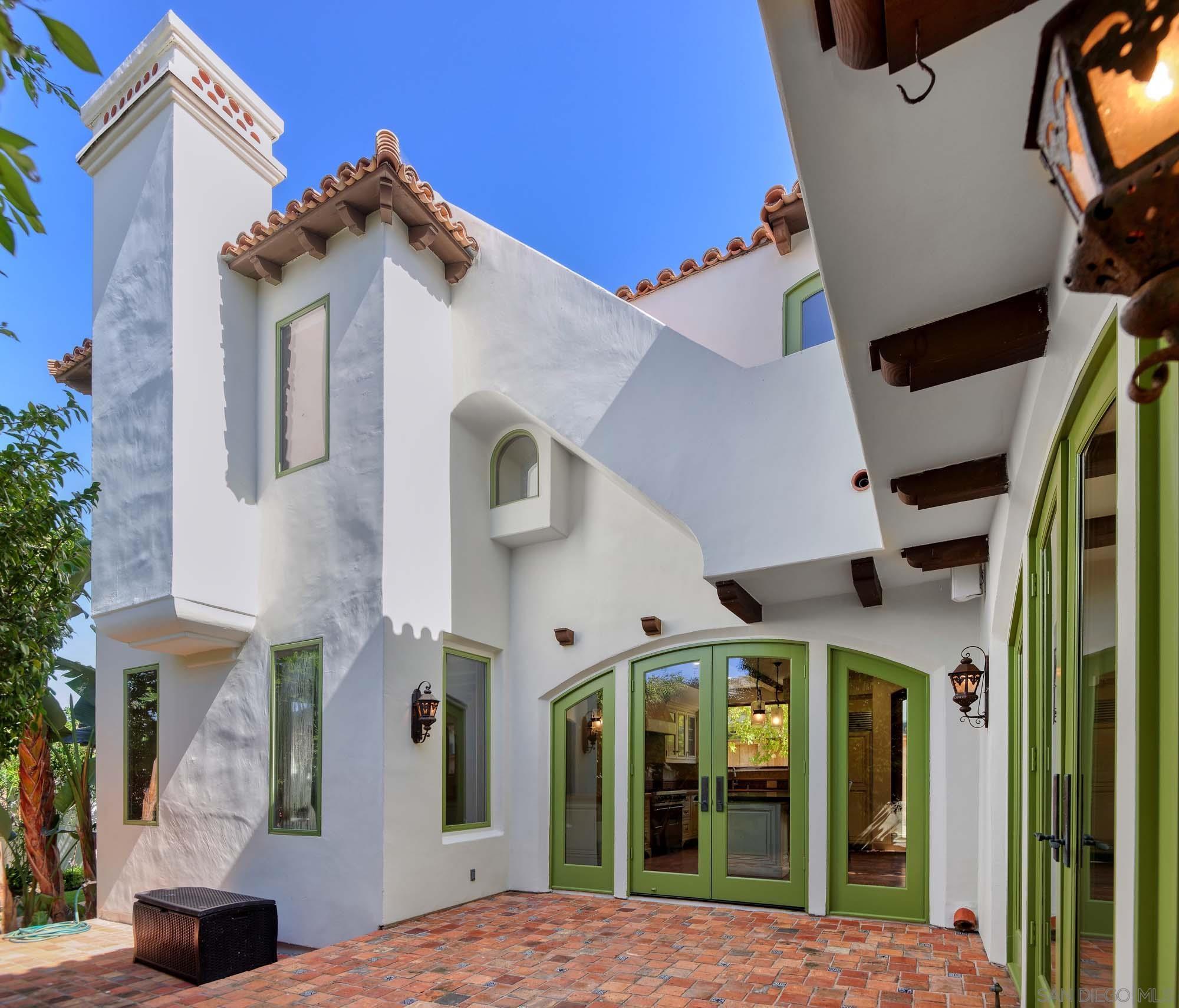 Detail Gallery Image 24 of 29 For 1908  Hypatia Way, La Jolla,  CA 92037 - 3 Beds | 2/1 Baths