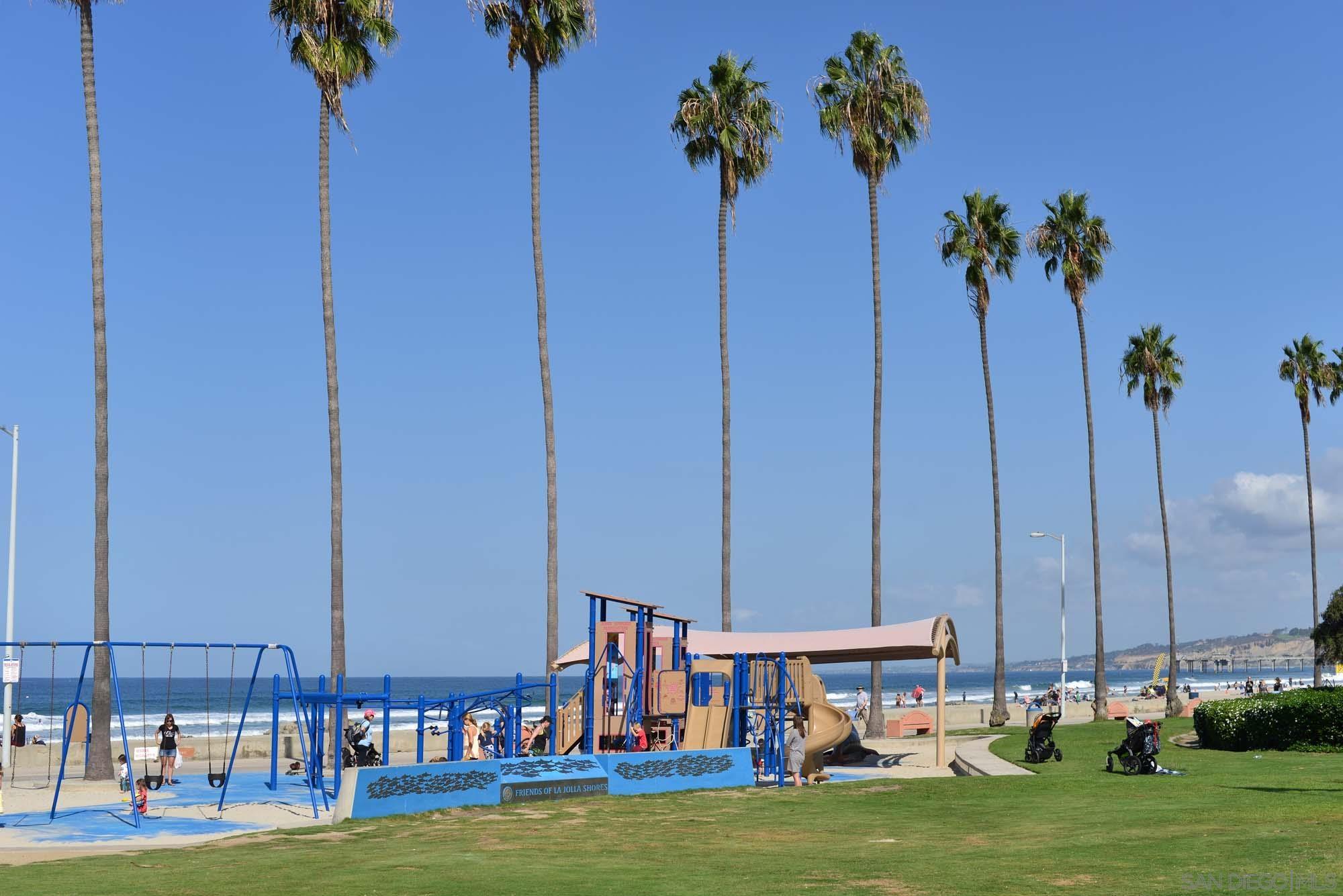 Detail Gallery Image 29 of 29 For 1908  Hypatia Way, La Jolla,  CA 92037 - 3 Beds | 2/1 Baths