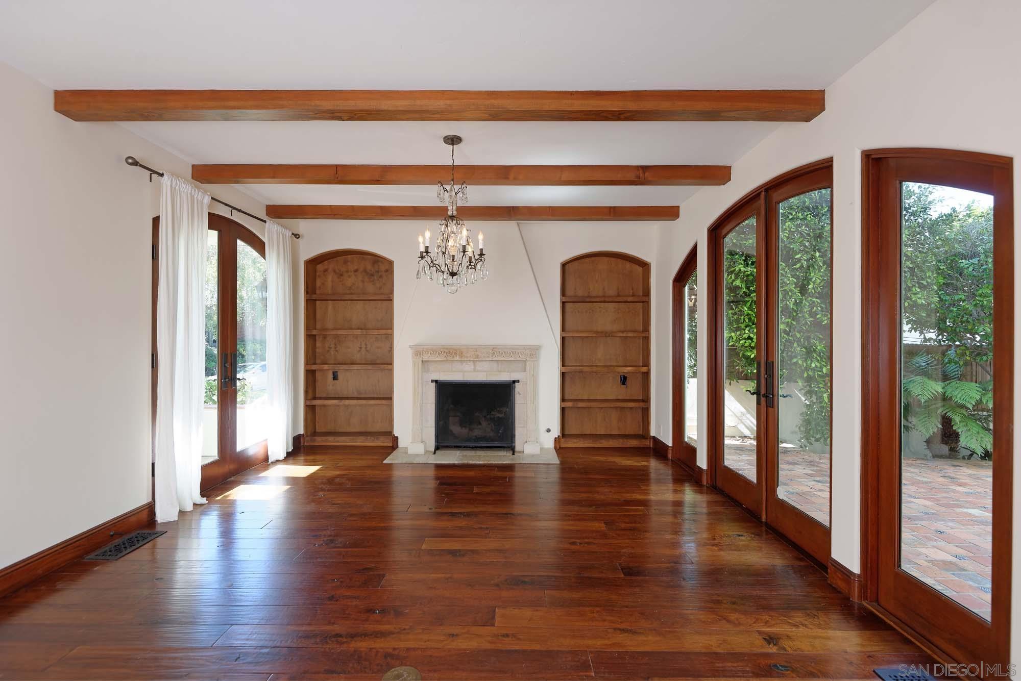 Detail Gallery Image 8 of 29 For 1908  Hypatia Way, La Jolla,  CA 92037 - 3 Beds | 2/1 Baths