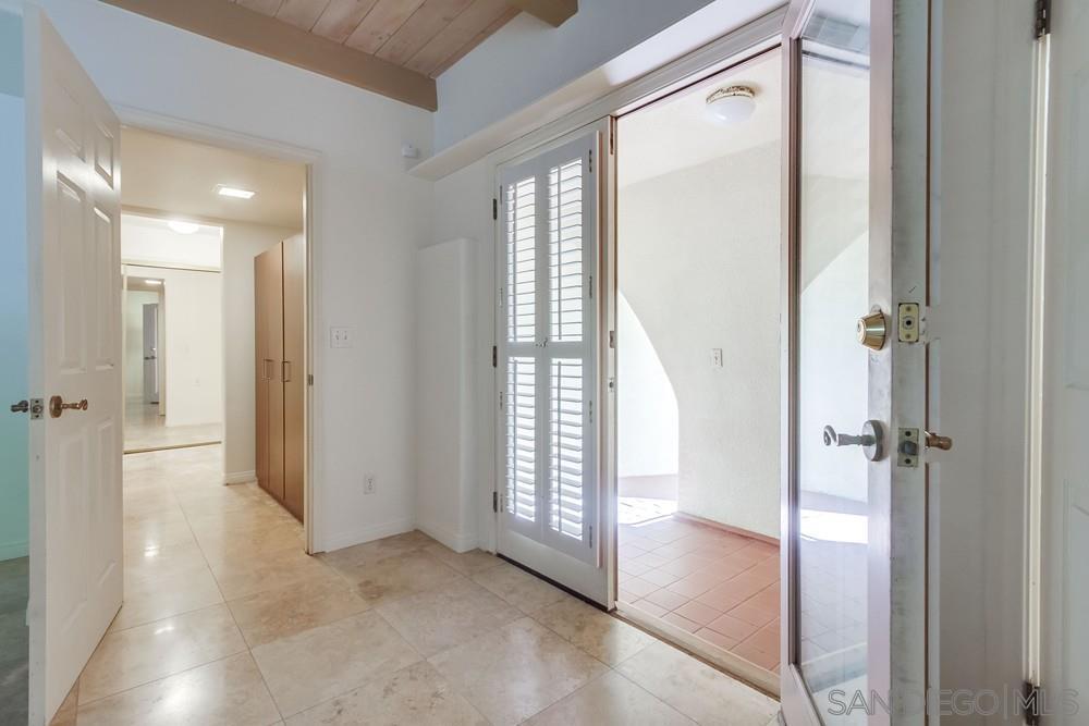 Detail Gallery Image 33 of 45 For 1145  La Jolla Rancho Road, La Jolla,  CA 92037 - 4 Beds | 4 Baths