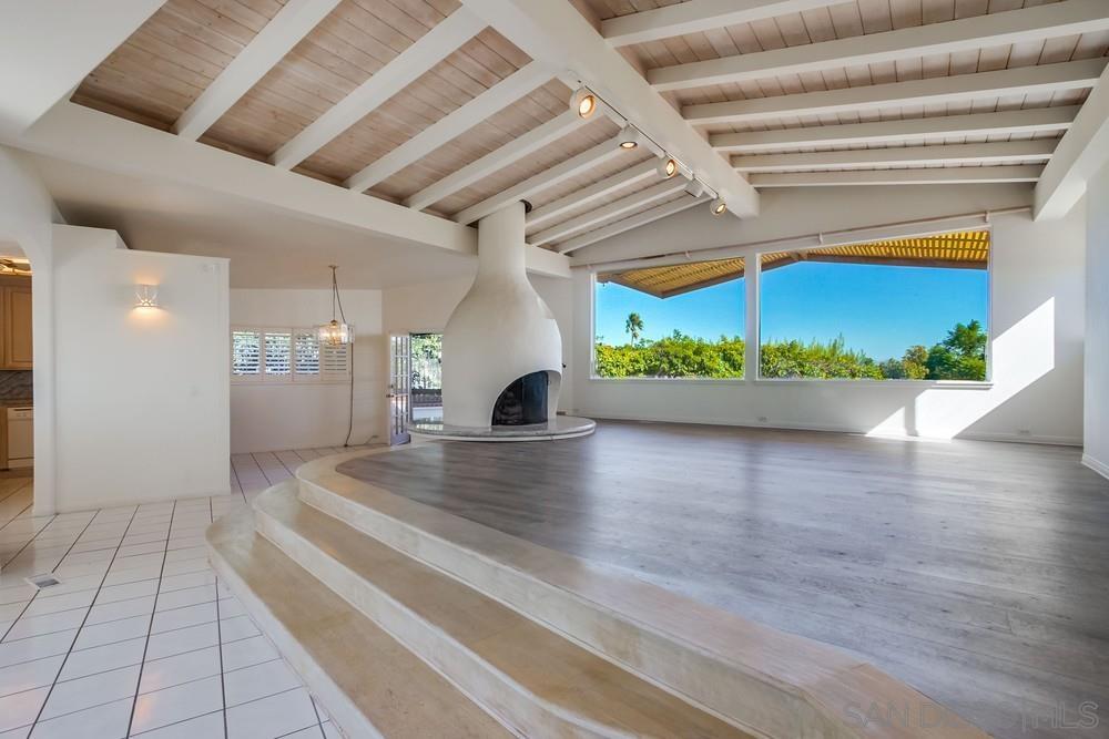 Detail Gallery Image 6 of 45 For 1145  La Jolla Rancho Road, La Jolla,  CA 92037 - 4 Beds | 4 Baths