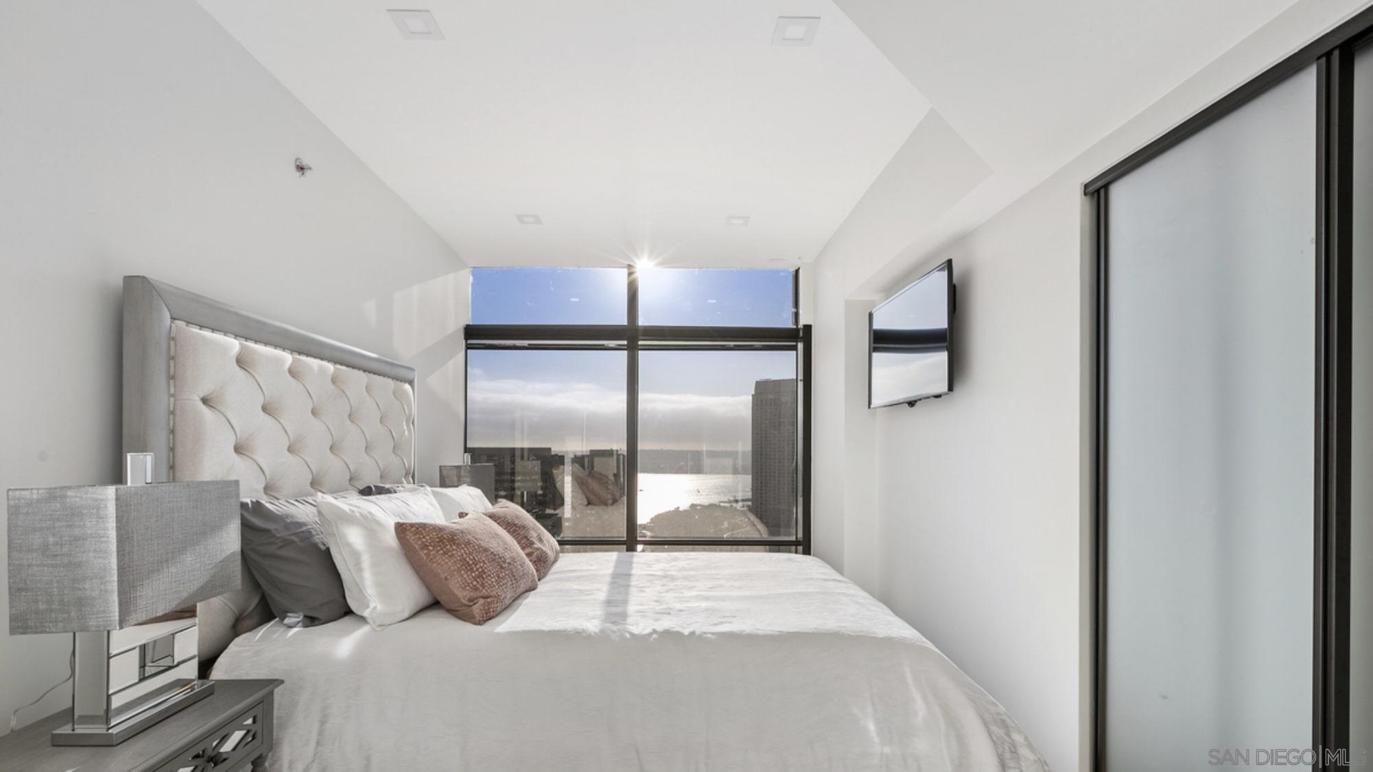 Detail Gallery Image 24 of 42 For 200  Harbor Dr  2902, San Diego,  CA 92101 - 2 Beds | 2 Baths