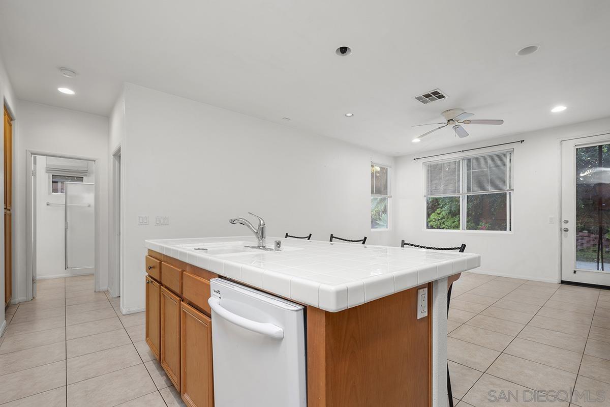 Detail Gallery Image 15 of 41 For 1195  Sea Strand Ln, San Diego,  CA 92154 - 4 Beds | 3 Baths