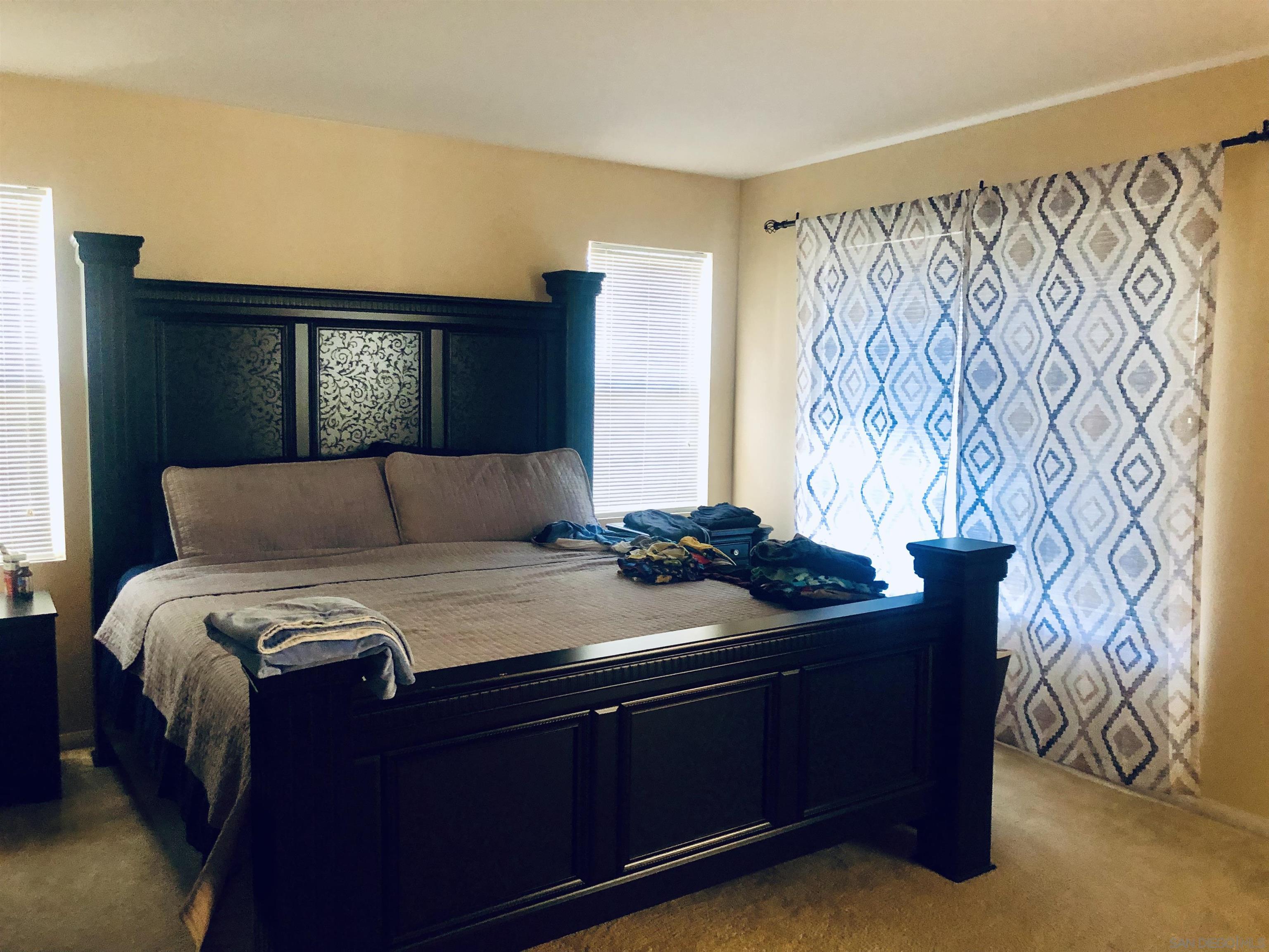 Detail Gallery Image 6 of 8 For 1195  Sea Strand Ln, San Diego,  CA 92154 - 4 Beds | 3 Baths