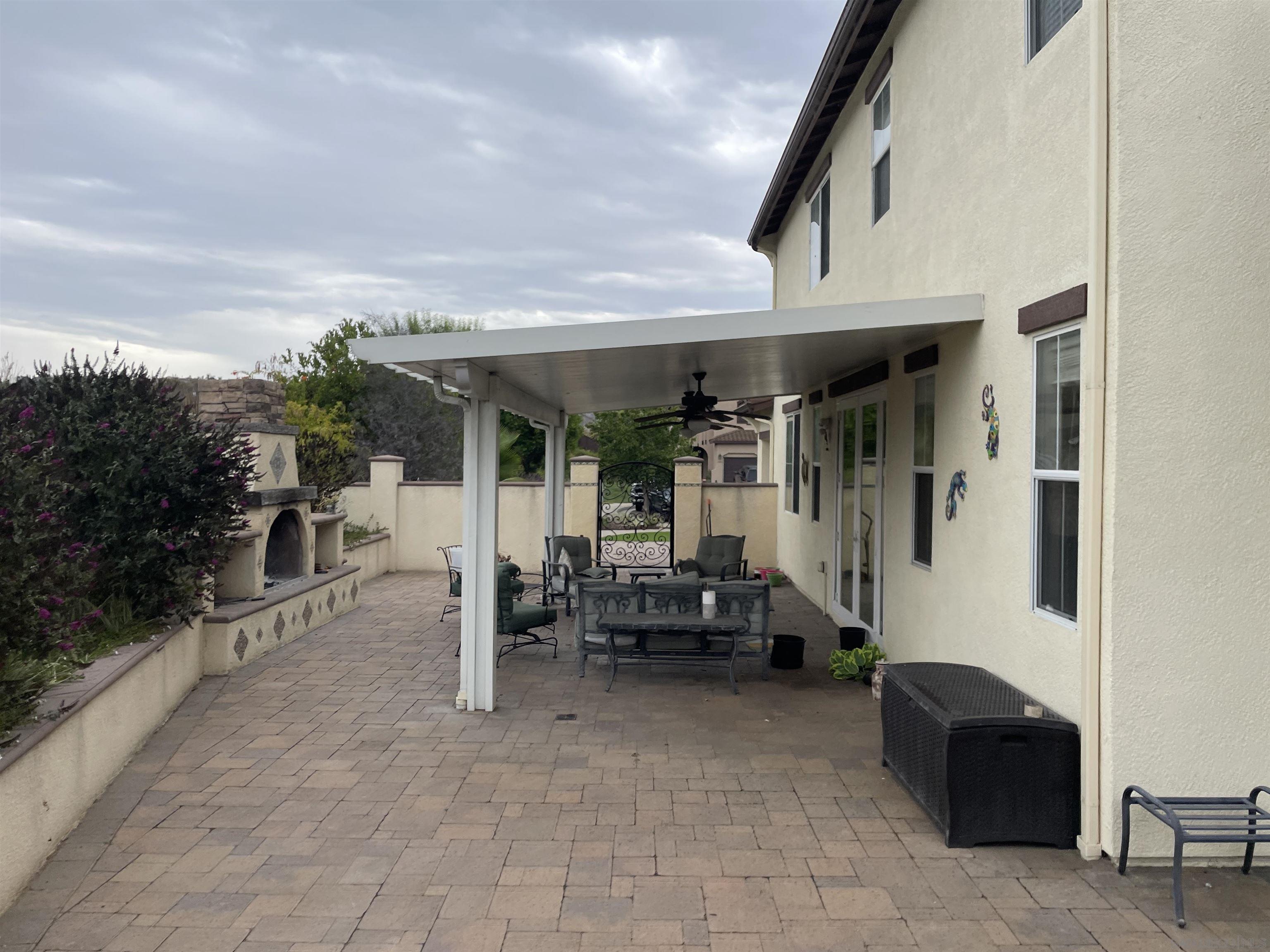 Detail Gallery Image 22 of 28 For 1109  Bells Drive, Oceanside,  CA 92057 - 5 Beds | 4 Baths