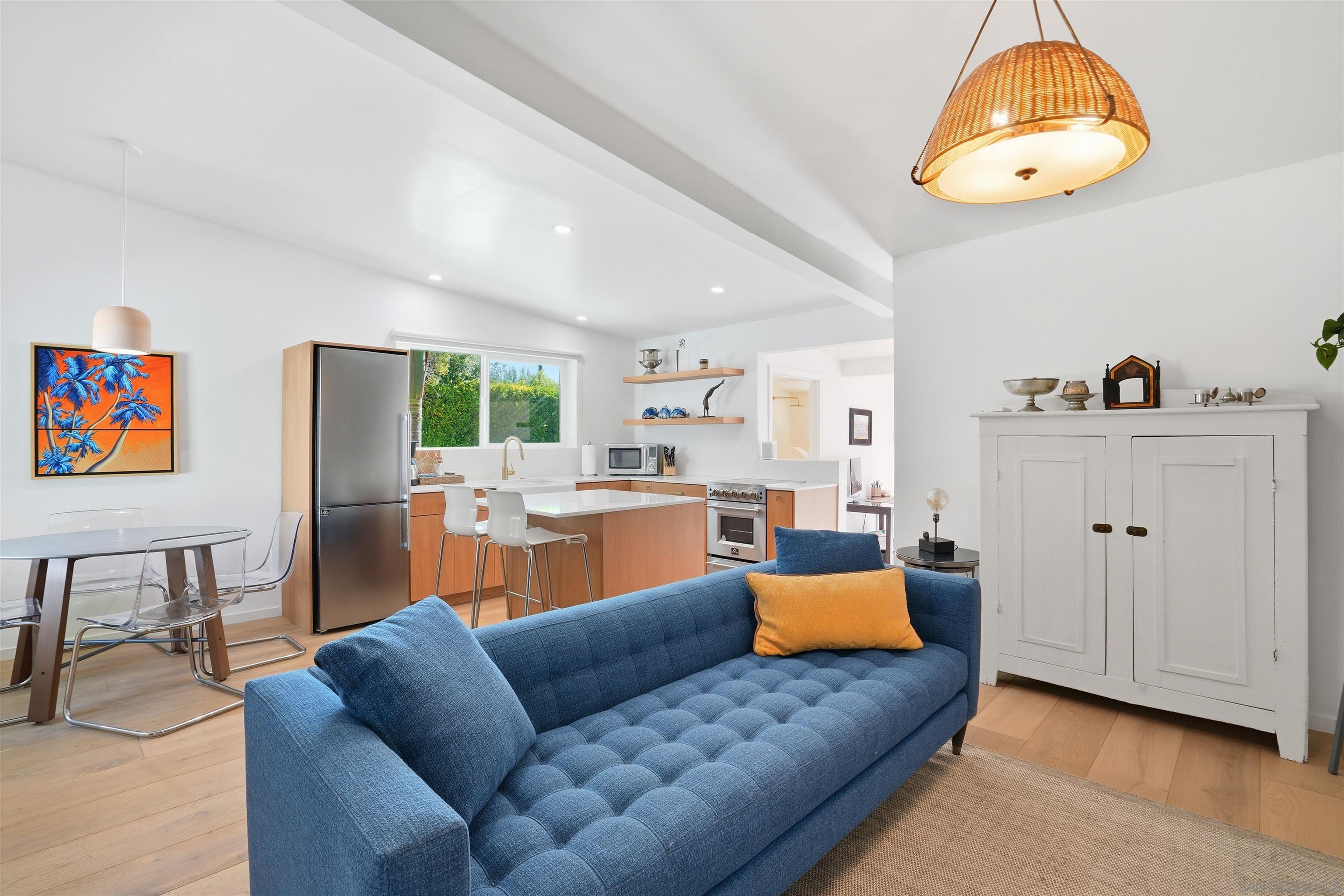 Detail Gallery Image 23 of 29 For 3234  Lowry Rd, Los Angeles,  CA 90027 - 4 Beds | 4 Baths