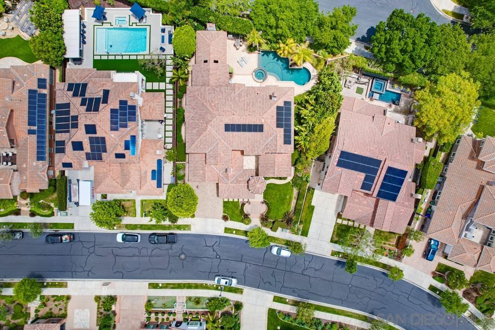 Detail Gallery Image 35 of 36 For 6977  Corte Langosta, Carlsbad,  CA 92009 - 5 Beds | 5/1 Baths