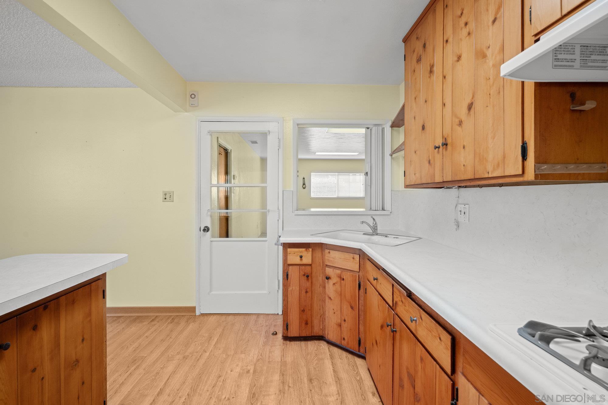 Detail Gallery Image 10 of 30 For 1282  16th St, San Diego,  CA 92154 - 4 Beds | 2 Baths