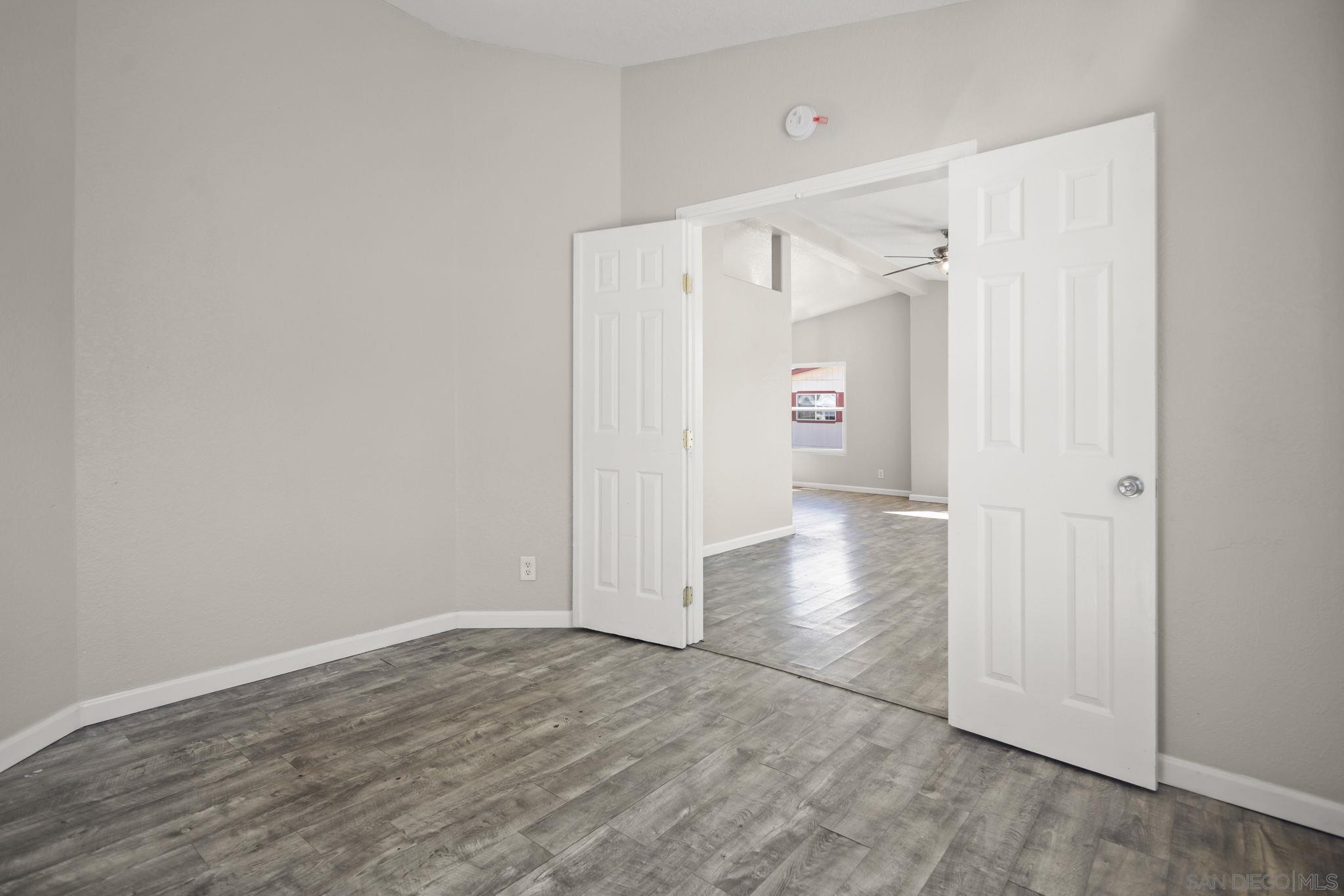 Detail Gallery Image 13 of 38 For 2750  Wheatstone St  #153,  San Diego,  CA 92111 - 3 Beds | 2 Baths
