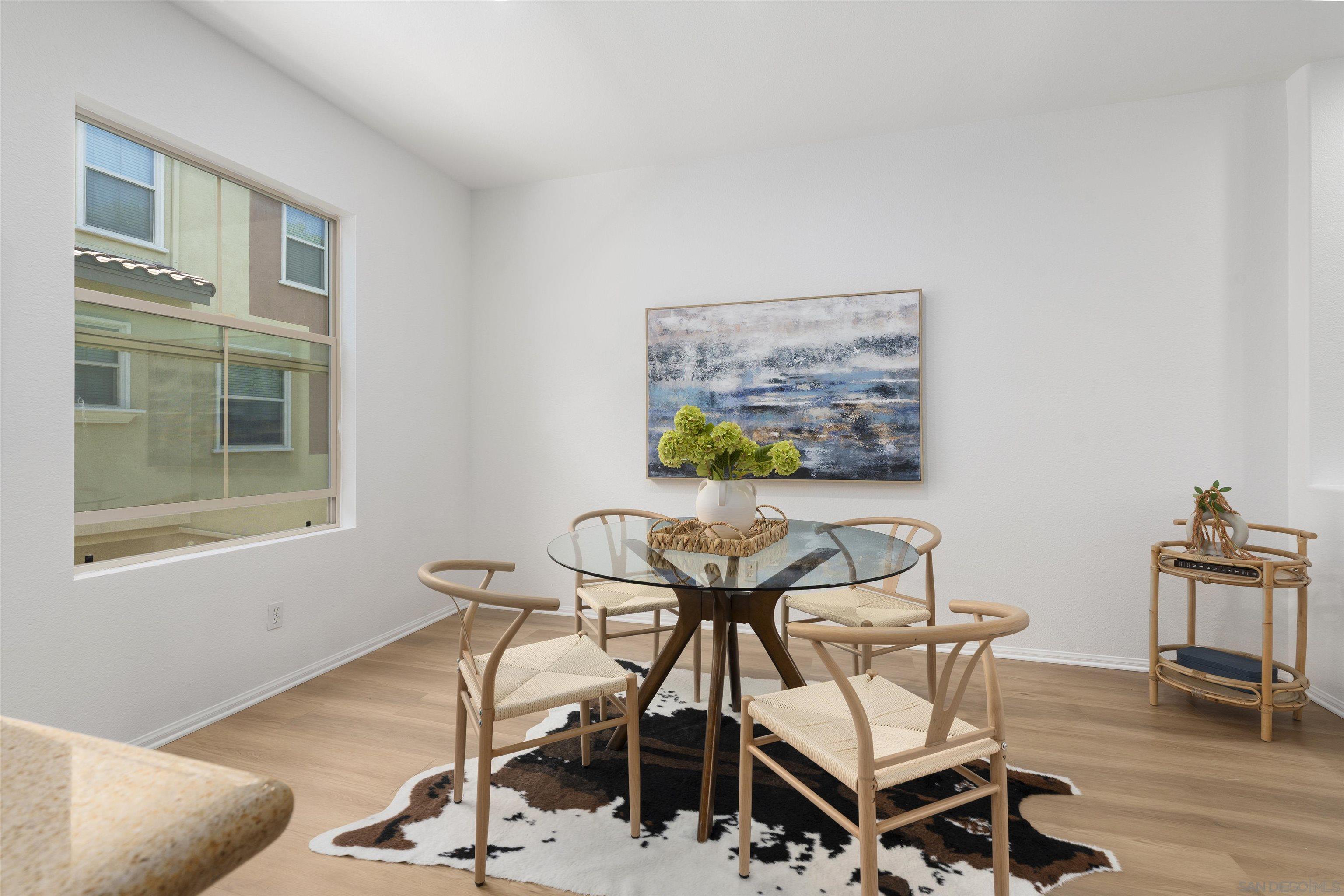 Detail Gallery Image 14 of 57 For 2517  Escala Circle, San Diego,  CA 92108 - 3 Beds | 2/1 Baths