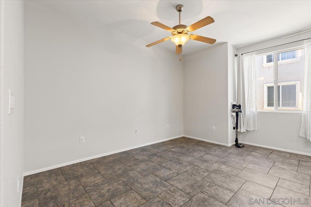 Detail Gallery Image 12 of 28 For 272  Indiana Ave, El Cajon,  CA 92020 - 3 Beds | 2/1 Baths