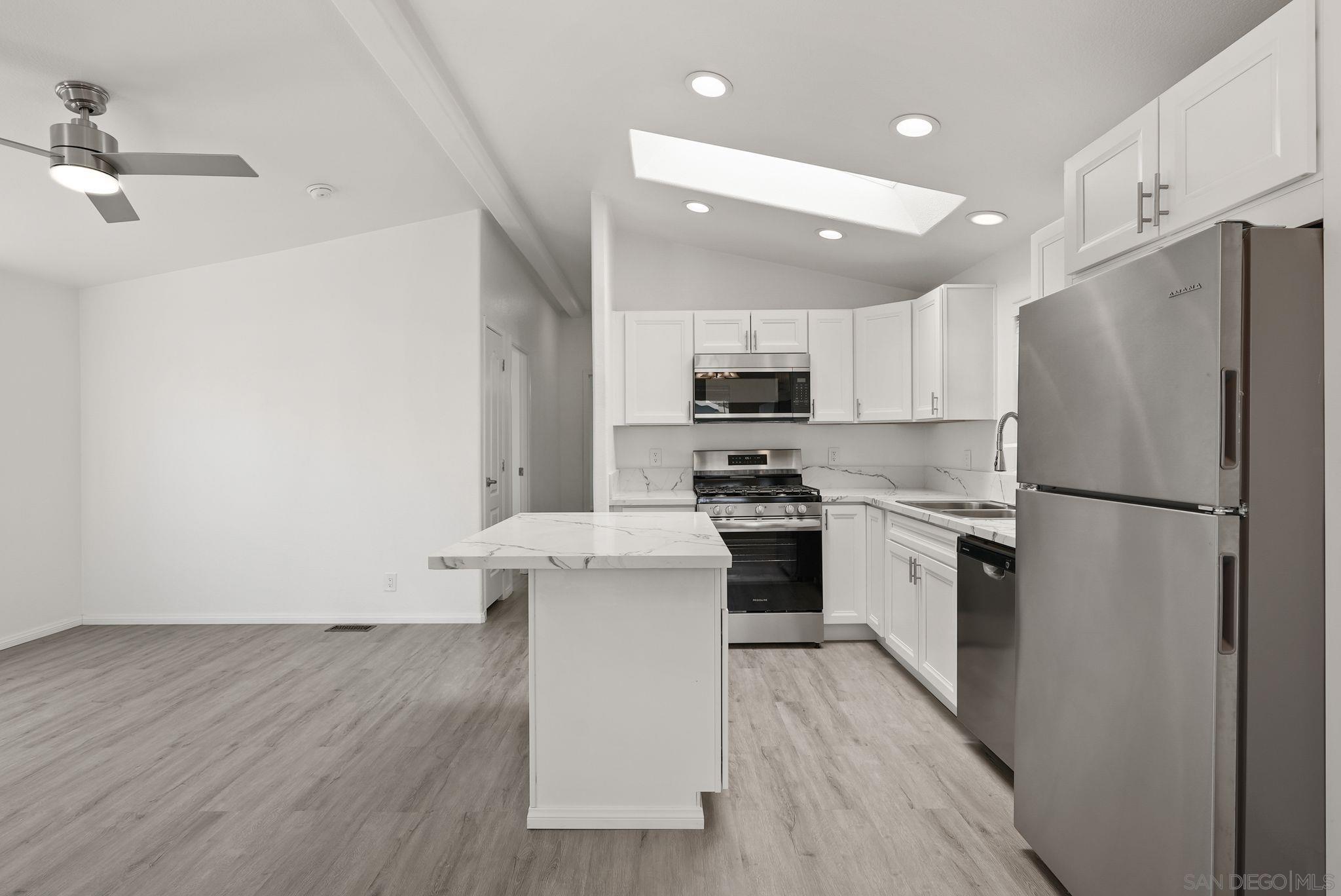 Detail Gallery Image 11 of 33 For 13594  Highway 8 Business  #48,  Lakeside,  CA 92040 - 2 Beds | 2 Baths