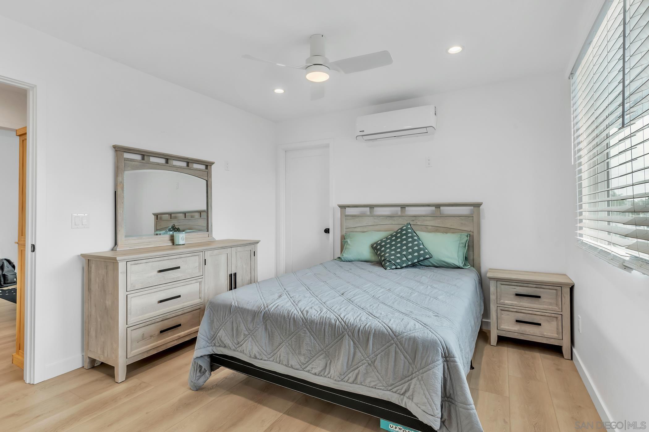 Detail Gallery Image 26 of 48 For 2146  Franklin Ave, San Diego,  CA 92113 - 3 Beds | 2/1 Baths