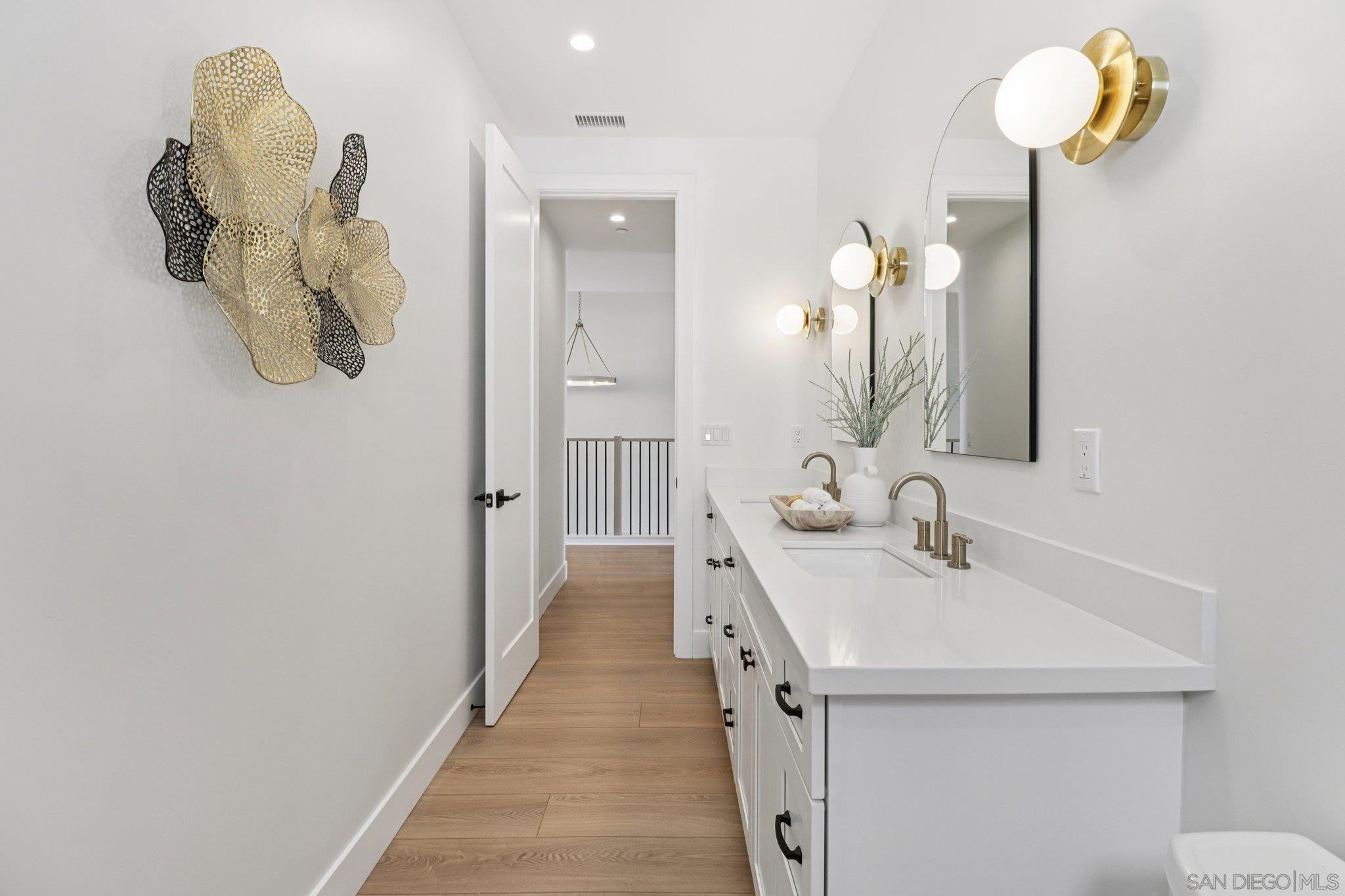 Detail Gallery Image 45 of 75 For 1850  Illion St, San Diego,  CA 92110 - 4 Beds | 3/1 Baths