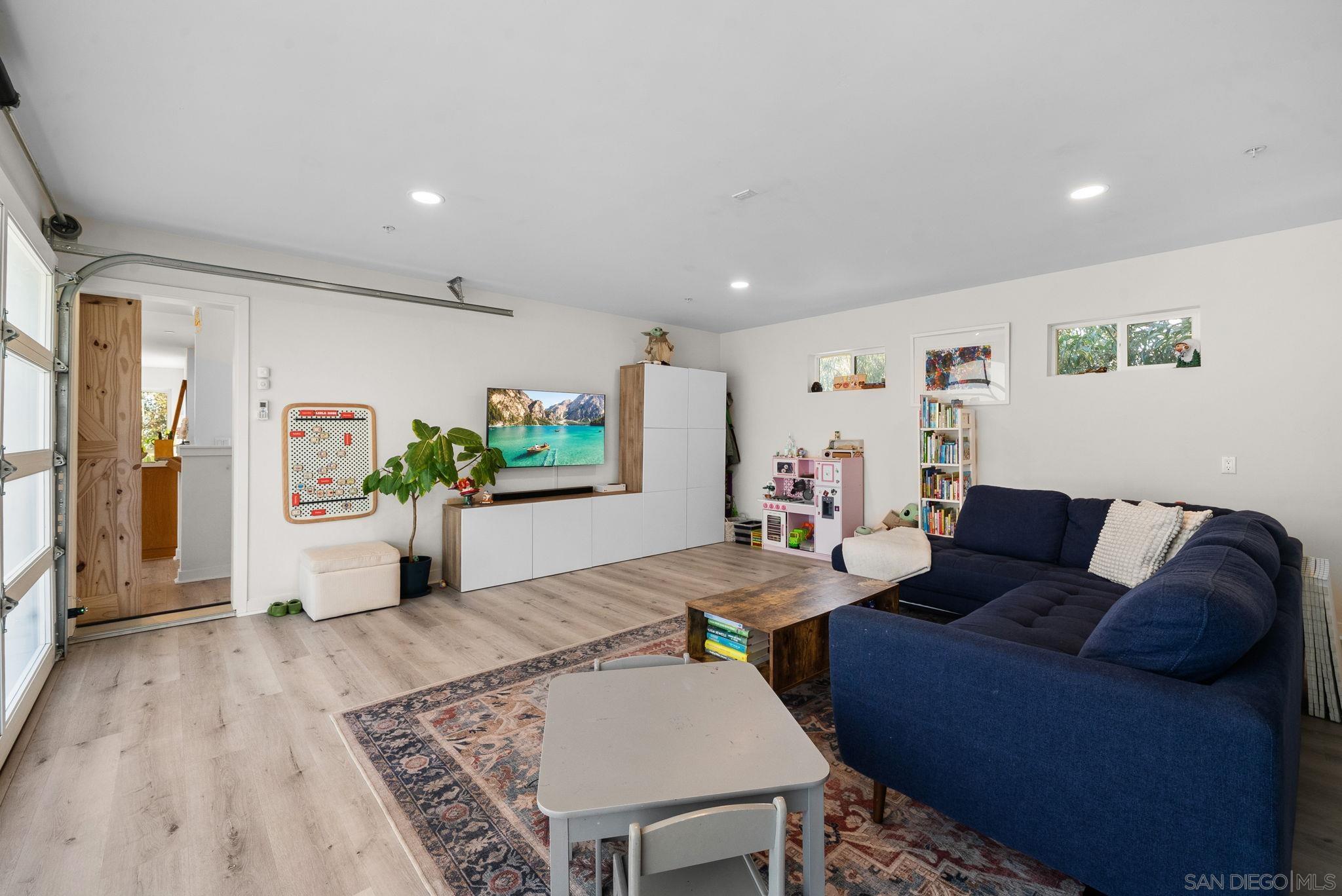 Detail Gallery Image 15 of 37 For 4865  39th Street, San Diego,  CA 92116 - 3 Beds | 2/1 Baths