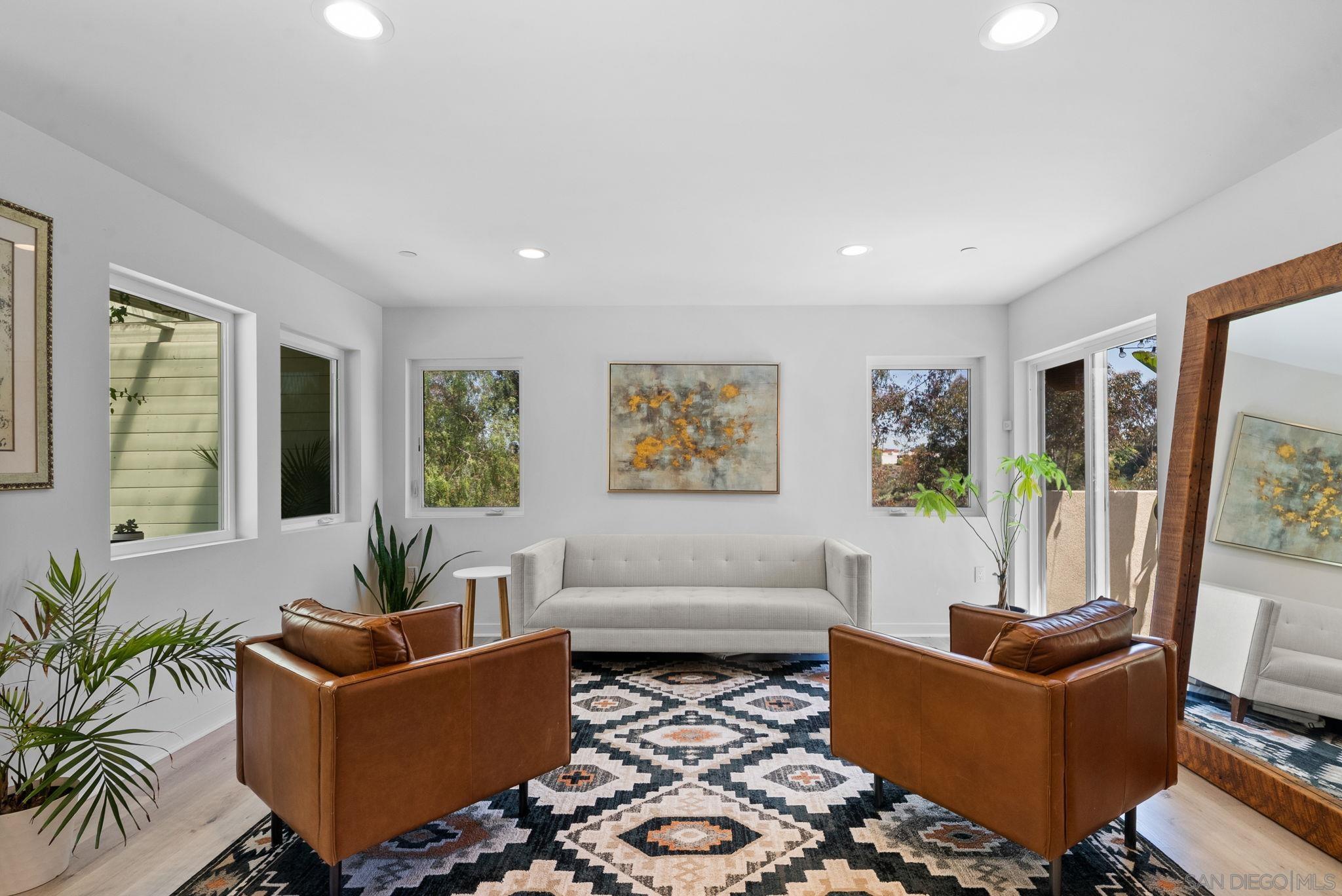 Detail Gallery Image 6 of 37 For 4865  39th Street, San Diego,  CA 92116 - 3 Beds | 2/1 Baths