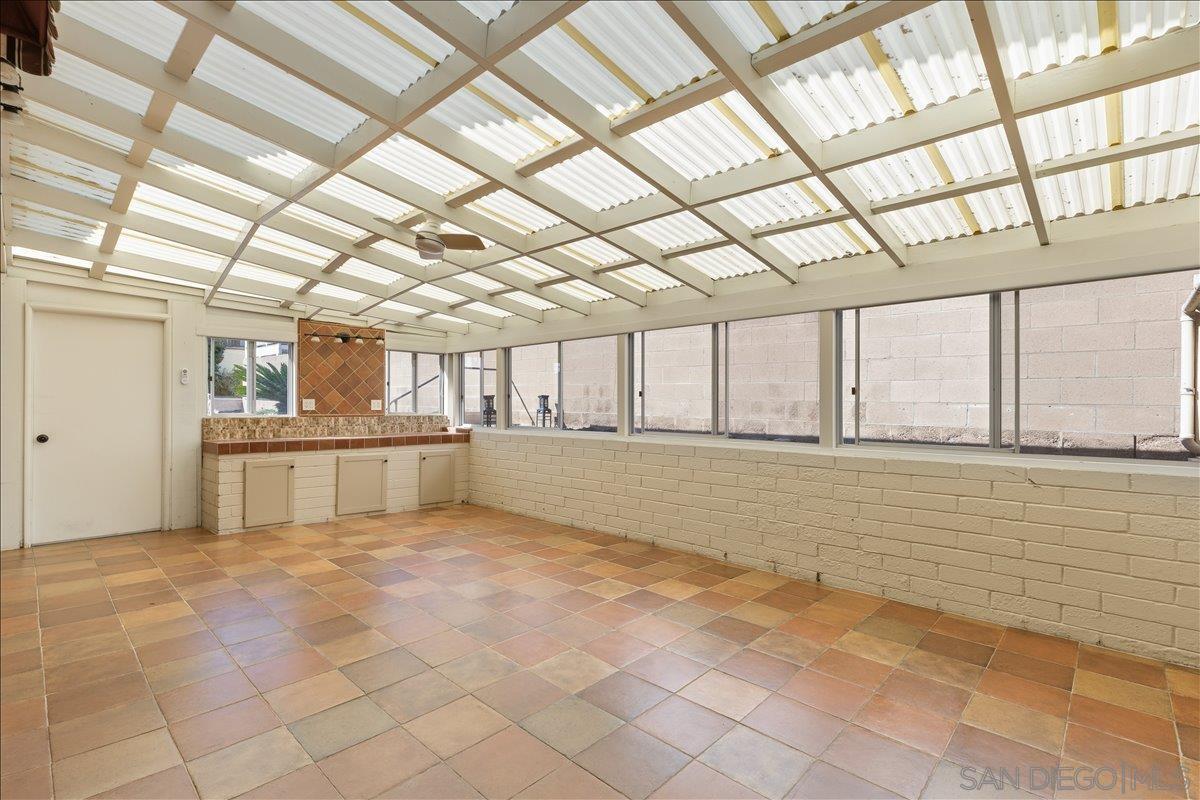 Detail Gallery Image 15 of 29 For 3375  Trumbull St, San Diego,  CA 92106 - 3 Beds | 2 Baths