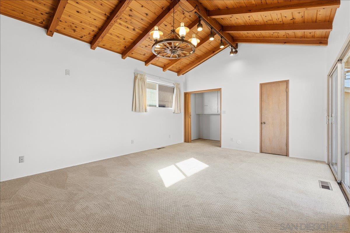 Detail Gallery Image 5 of 29 For 3375  Trumbull St, San Diego,  CA 92106 - 3 Beds | 2 Baths