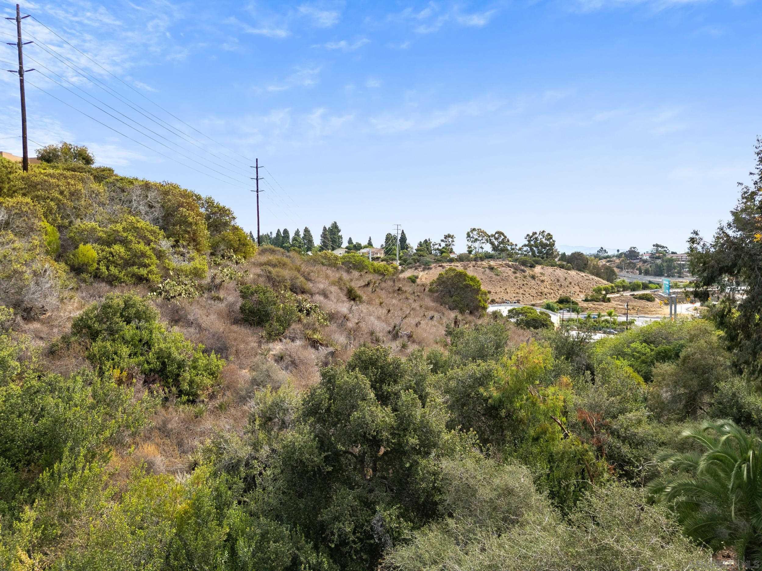 Front Image Thumbnail for SD250042209