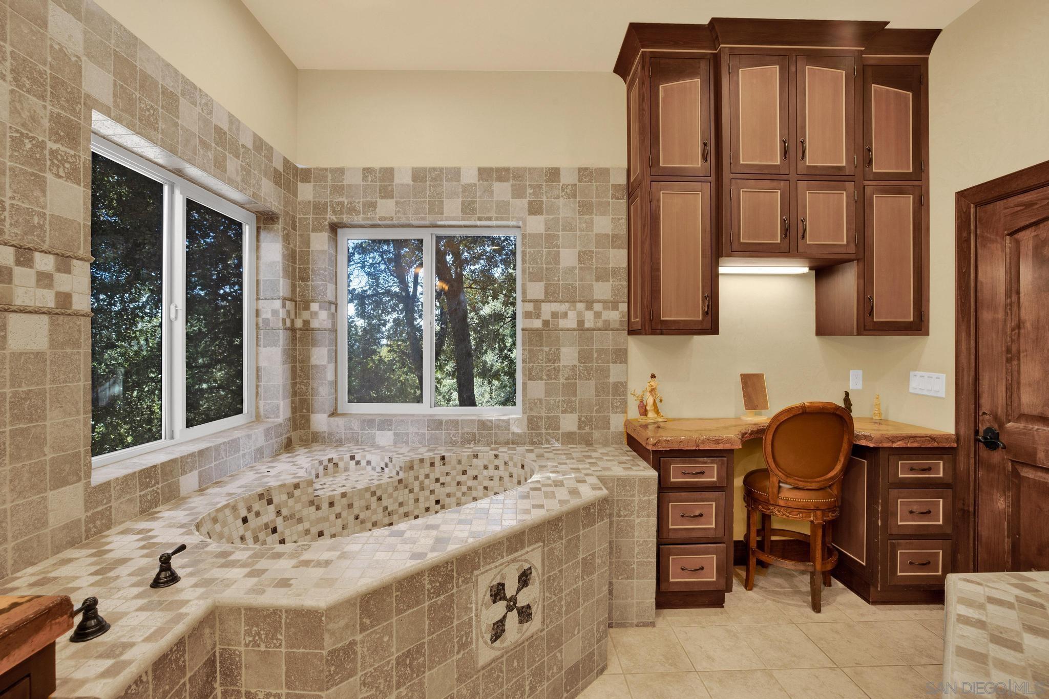 Detail Gallery Image 27 of 37 For 3217  Pera Alta, Julian,  CA 92036 - 4 Beds | 4 Baths