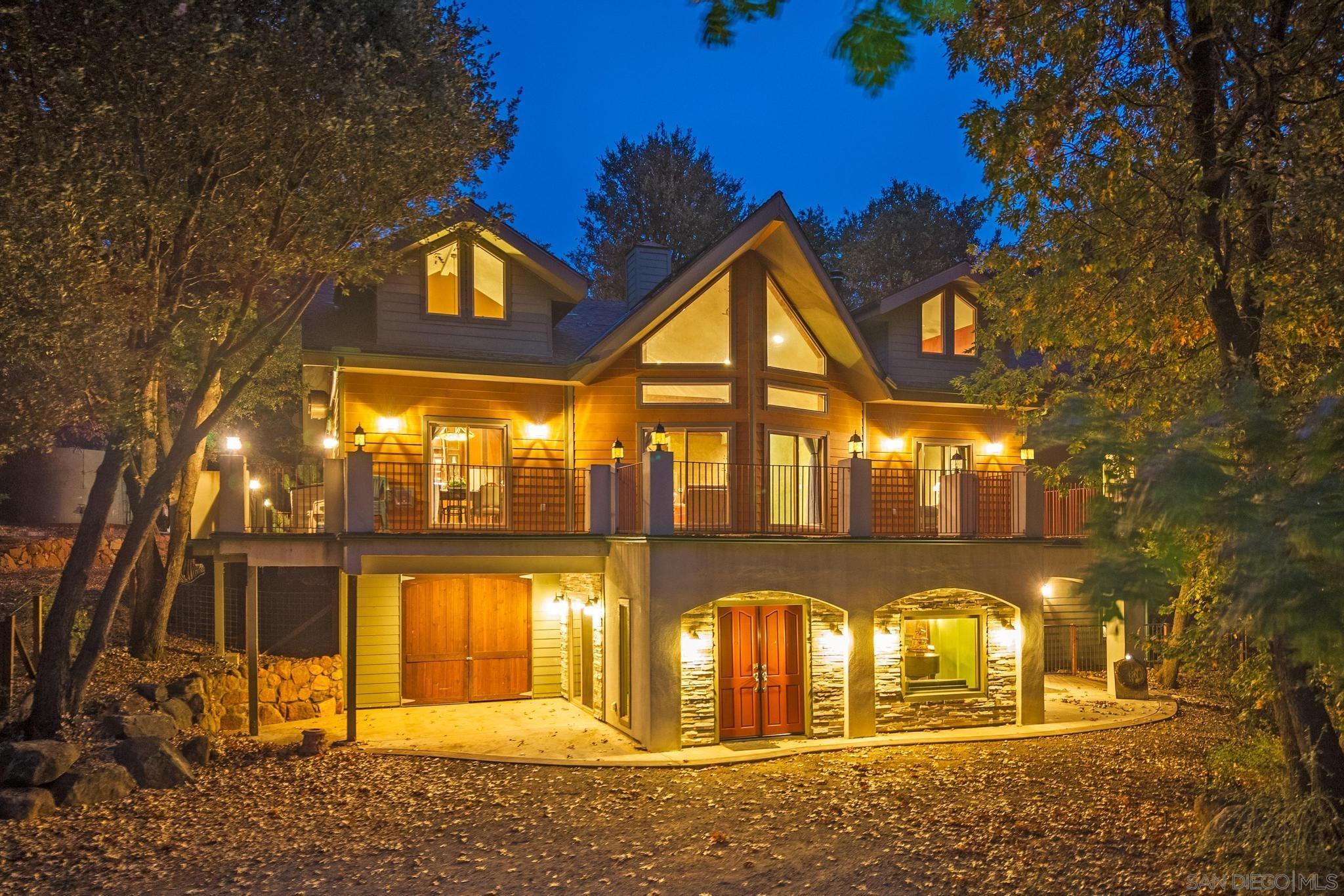 Detail Gallery Image 5 of 37 For 3217  Pera Alta, Julian,  CA 92036 - 4 Beds | 4 Baths