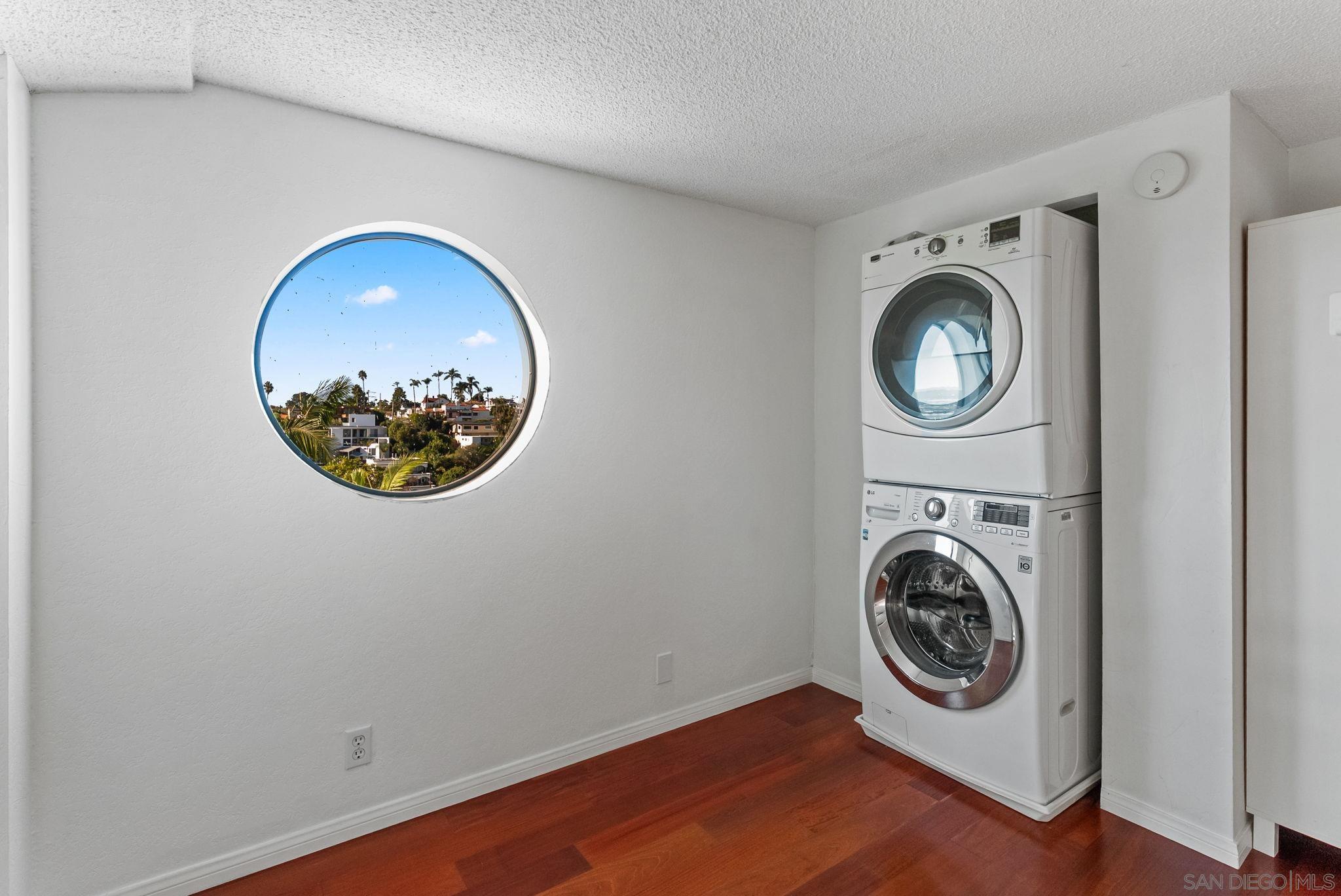 Detail Gallery Image 20 of 47 For 1670  Guy St  #B,  San Diego,  CA 92103 - 3 Beds | 2/1 Baths