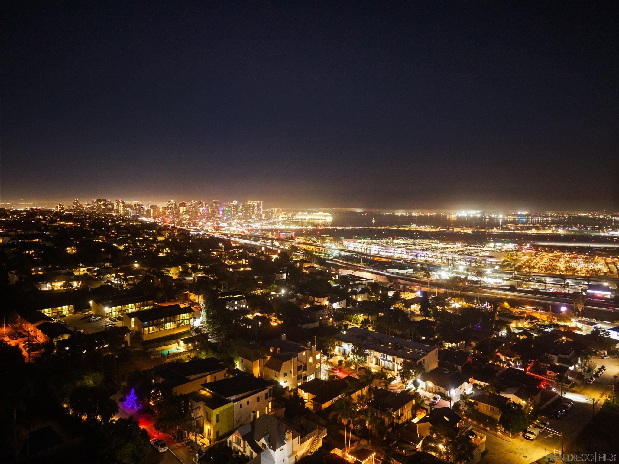 Detail Gallery Image 39 of 47 For 1670  Guy St  #B,  San Diego,  CA 92103 - 3 Beds | 2/1 Baths