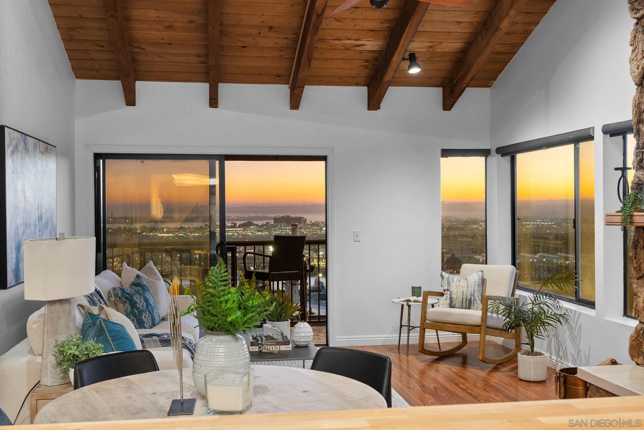 Detail Gallery Image 9 of 47 For 1670  Guy St  #B,  San Diego,  CA 92103 - 3 Beds | 2/1 Baths