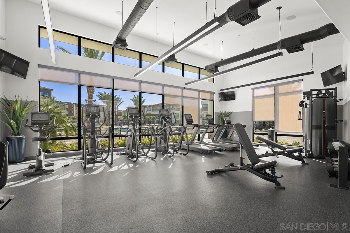 Detail Gallery Image 32 of 58 For 763  Makani St  #6,  Chula Vista,  CA 91911 - 4 Beds | 2/1 Baths