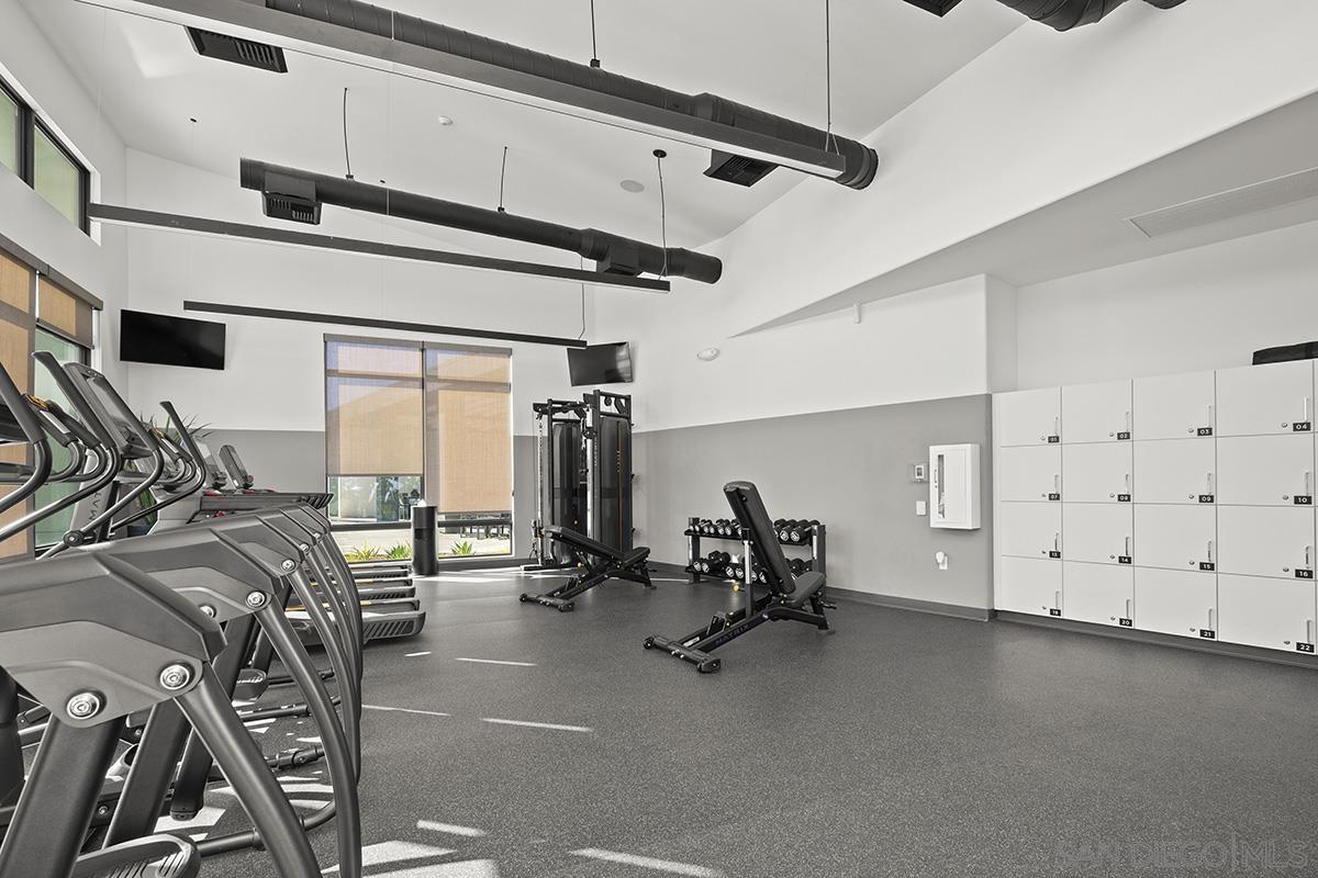 Detail Gallery Image 33 of 58 For 763  Makani St  #6,  Chula Vista,  CA 91911 - 4 Beds | 2/1 Baths