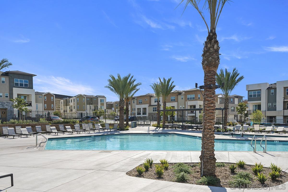 Detail Gallery Image 43 of 58 For 763  Makani St  #6,  Chula Vista,  CA 91911 - 4 Beds | 2/1 Baths