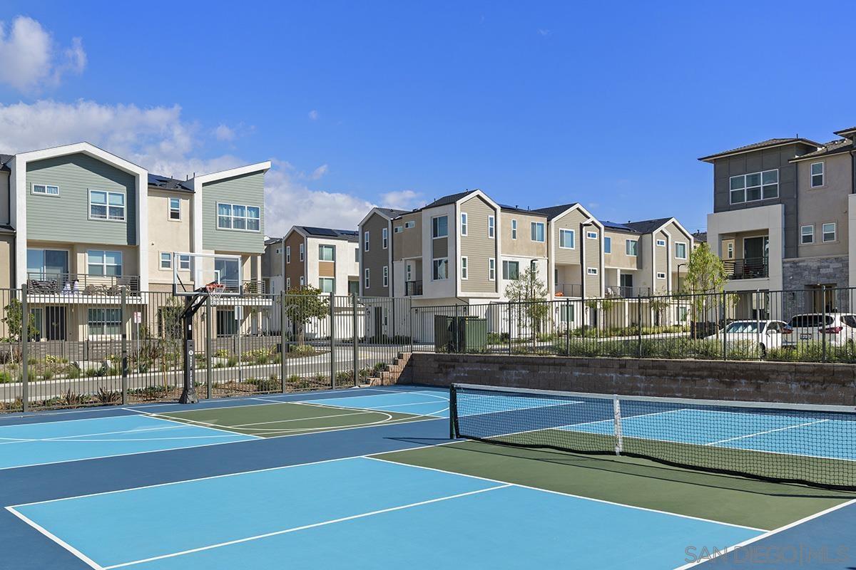 Detail Gallery Image 55 of 58 For 763  Makani St  #6,  Chula Vista,  CA 91911 - 4 Beds | 2/1 Baths