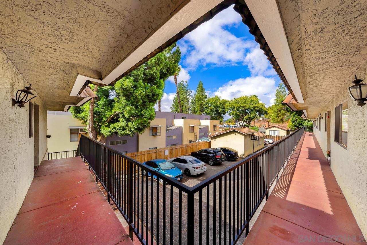 Detail Gallery Image 17 of 19 For 1257 E Grand Ave  #D,  Escondido,  CA 92027 - 2 Beds | 2 Baths