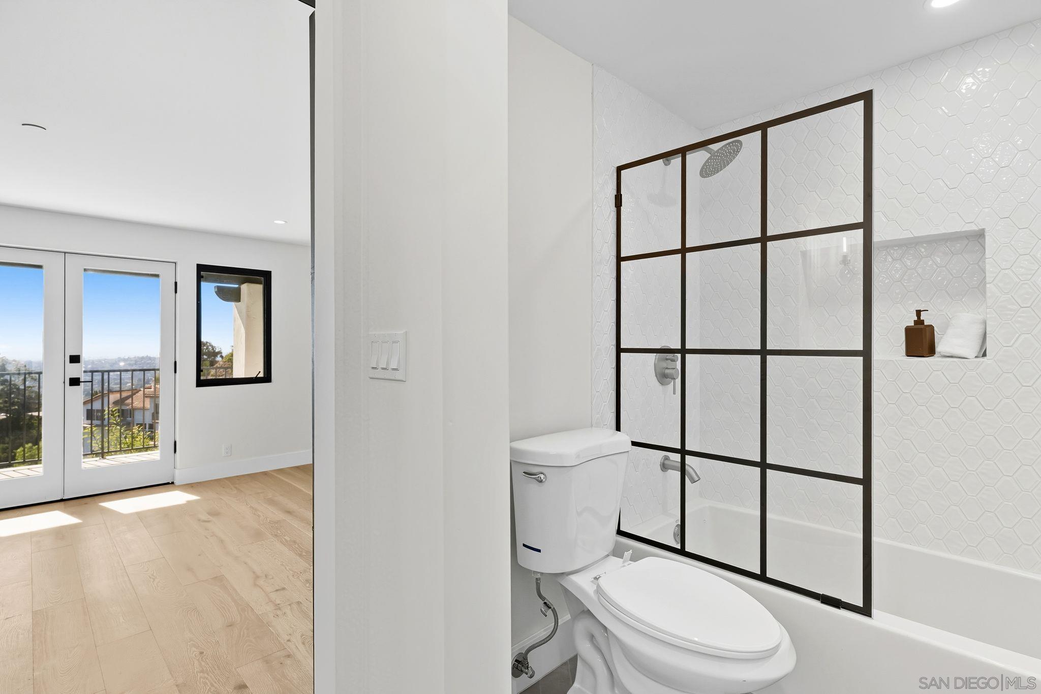 Detail Gallery Image 44 of 52 For 9775  Alto Dr, La Mesa,  CA 91941 - 5 Beds | 5/1 Baths